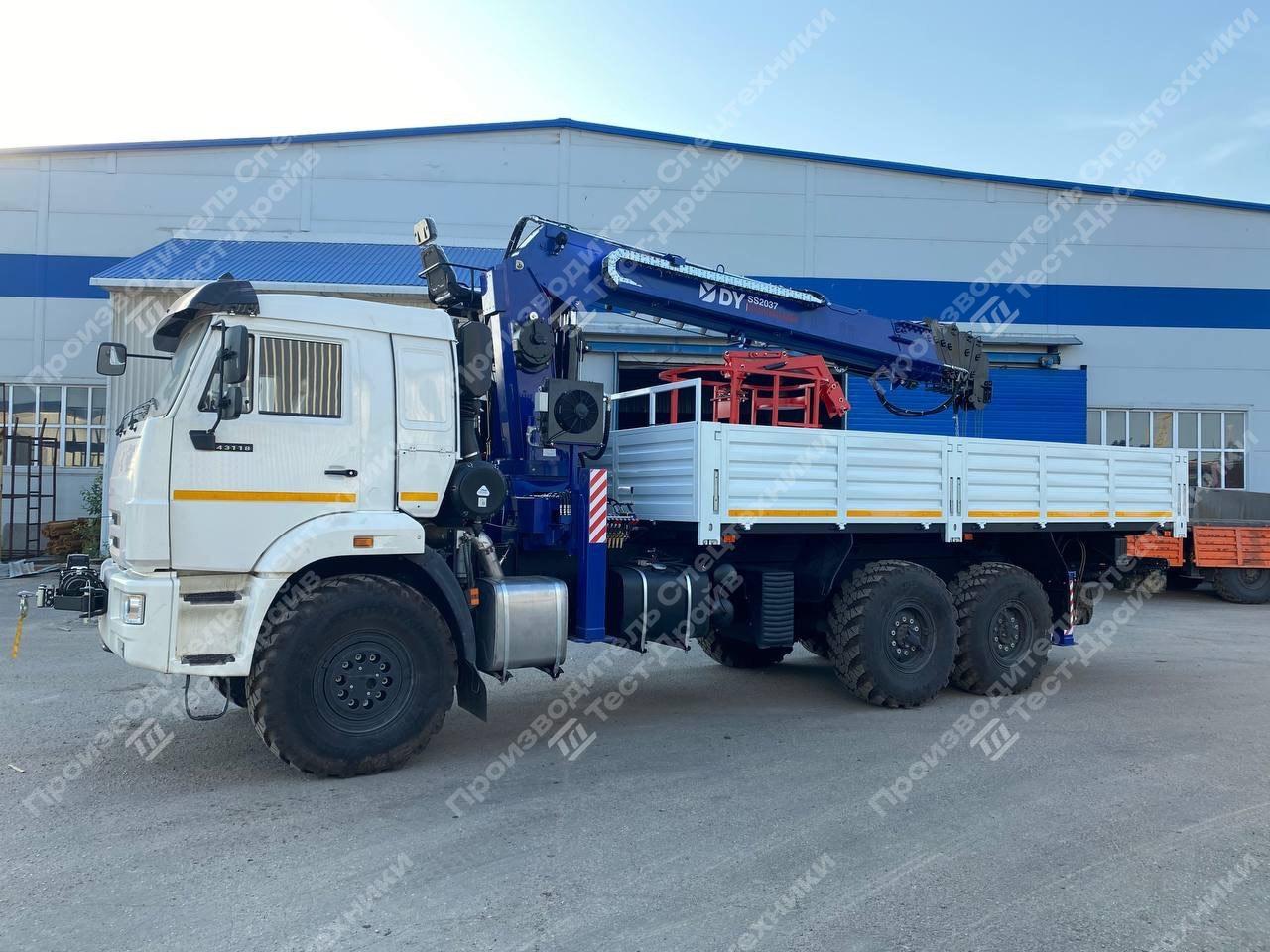 Бортовой КамАЗ 43118 6x6 с буровой установкой и КМУ DongYang SS2037 Фото №3