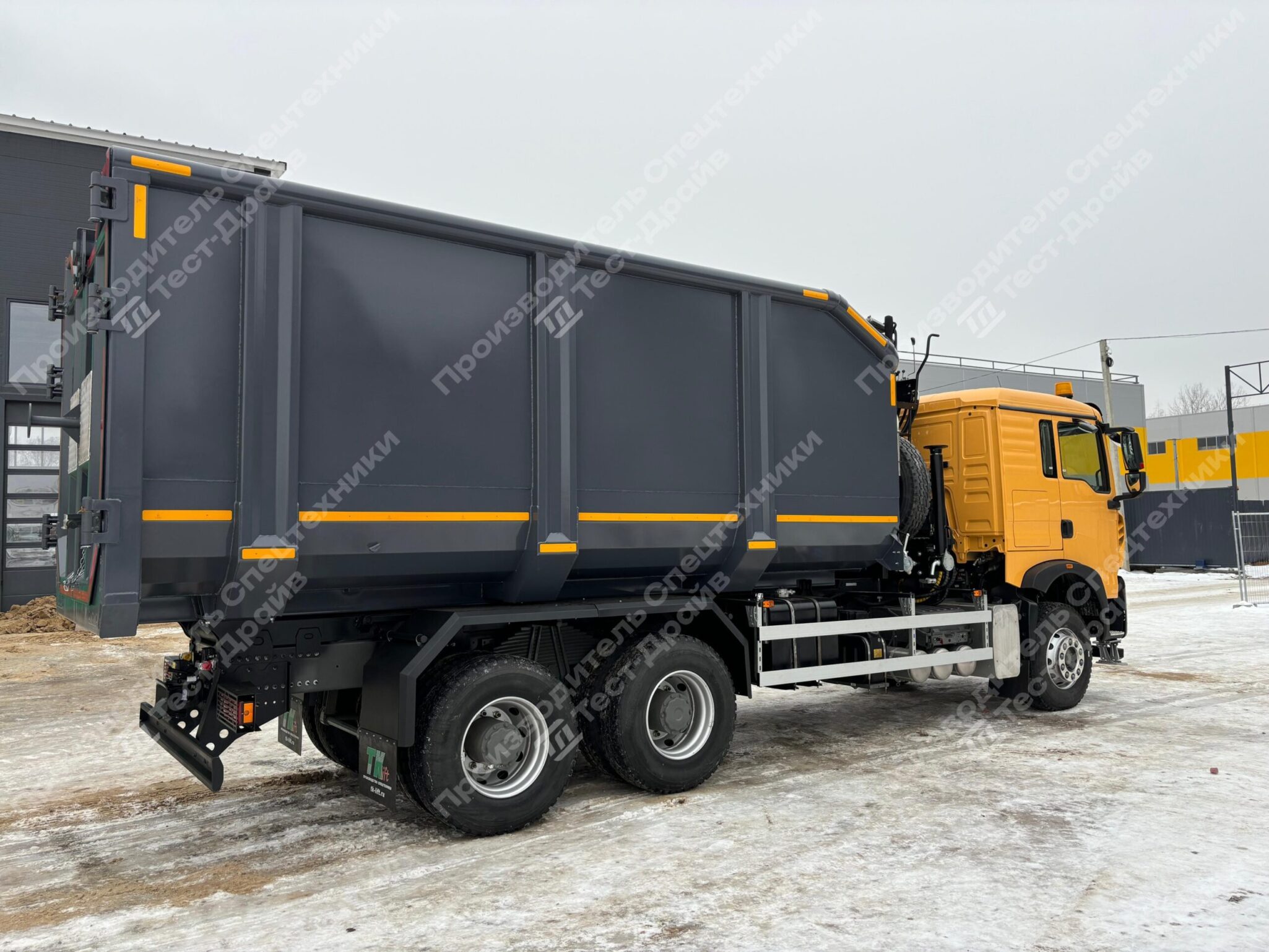 Ломовоз HOWO 6x4 с ГМУ Велмаш VM10L74M Фото №5