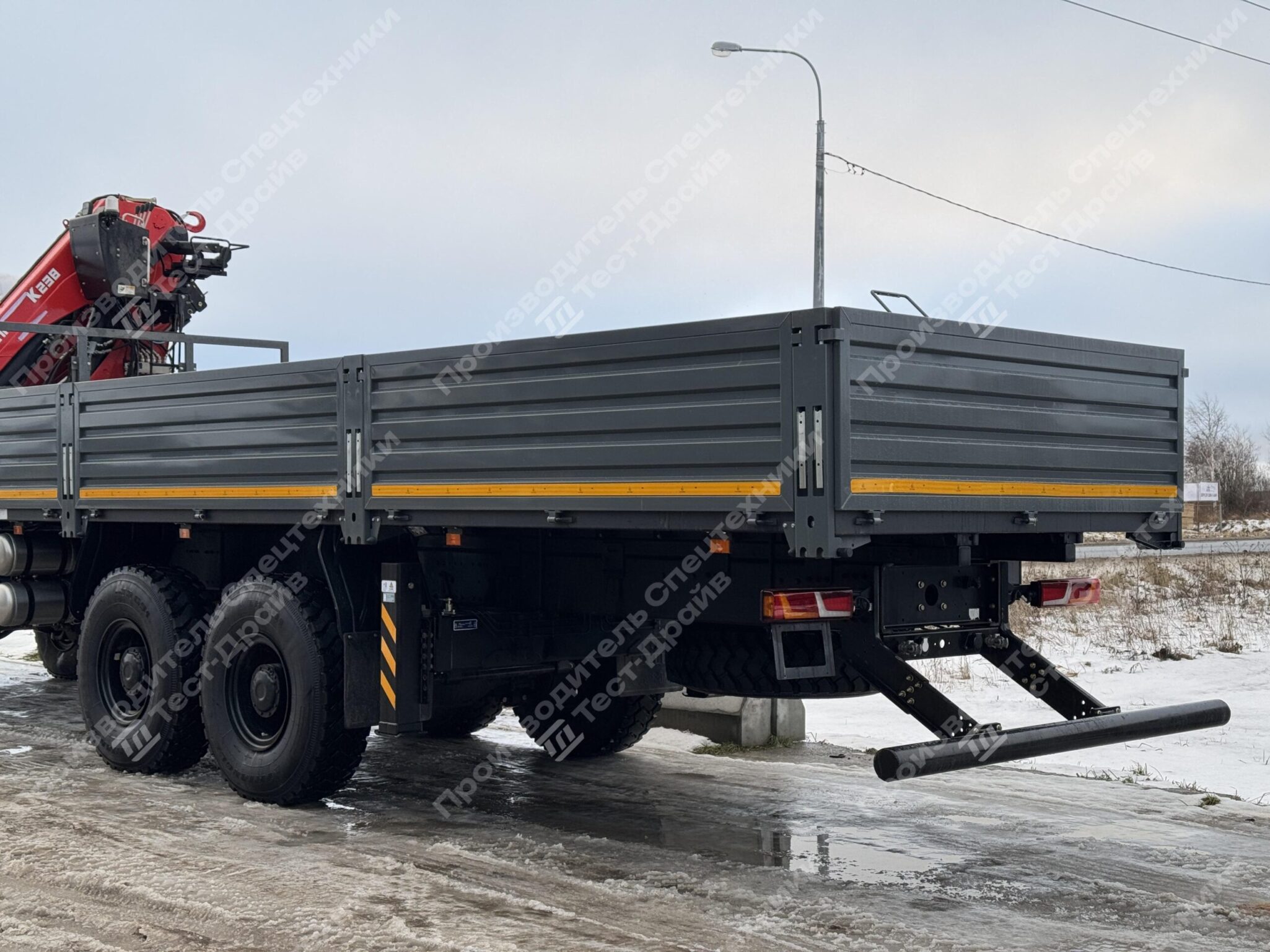 Бортовой Shacman X3000 6x6 с ГМУ SunHunk K-238-6 Фото №12