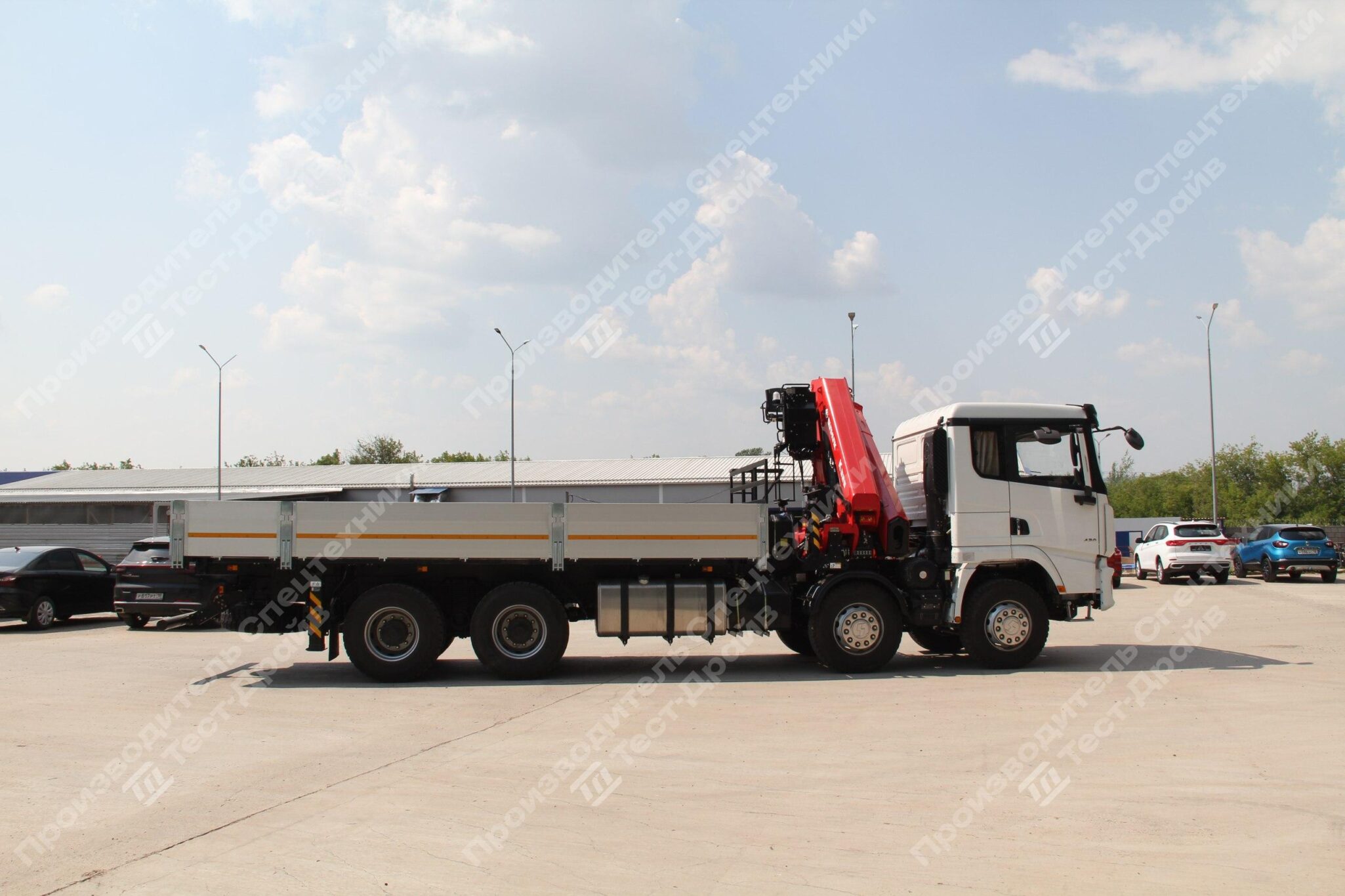 Бортовой Shacman X3000 8x4 с КМУ SunHunk K-328 Фото №3