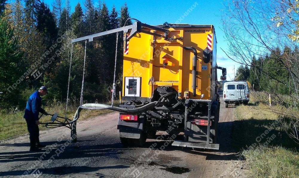 Ямочный ремонтер IVECO-HONGYAN GENLYON 6x4 Madpatcher Фото №2