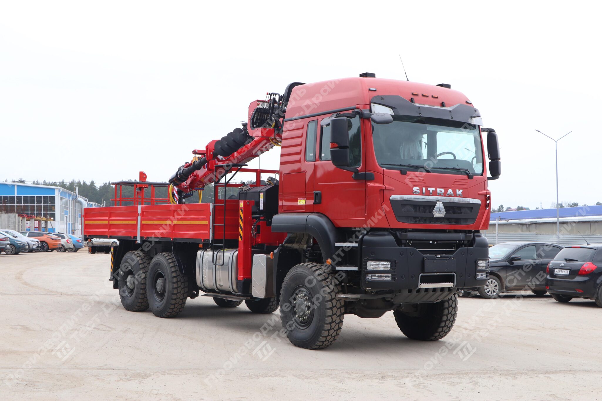 Бортовой SITRAK C7H 6x6 с буровой установкой и КМУ Kanglim KS2056 Фото №3