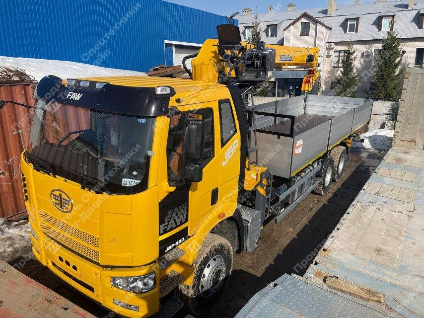 Бортовой FAW CA3250 6x4 с КМУ XCMG SQS 350-5 Фото №2