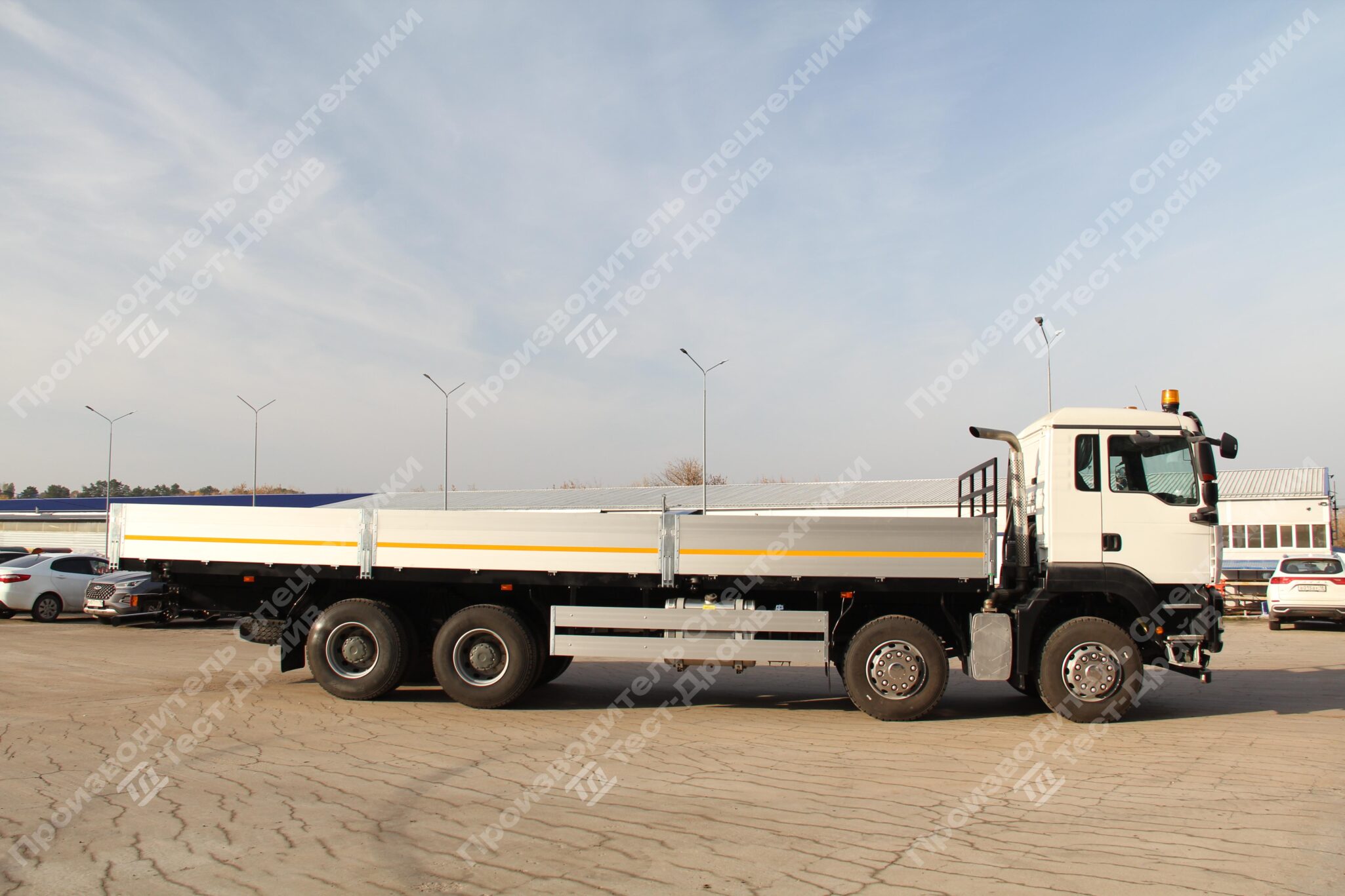 Бортовой SITRAK C7H 8x4 Фото №10