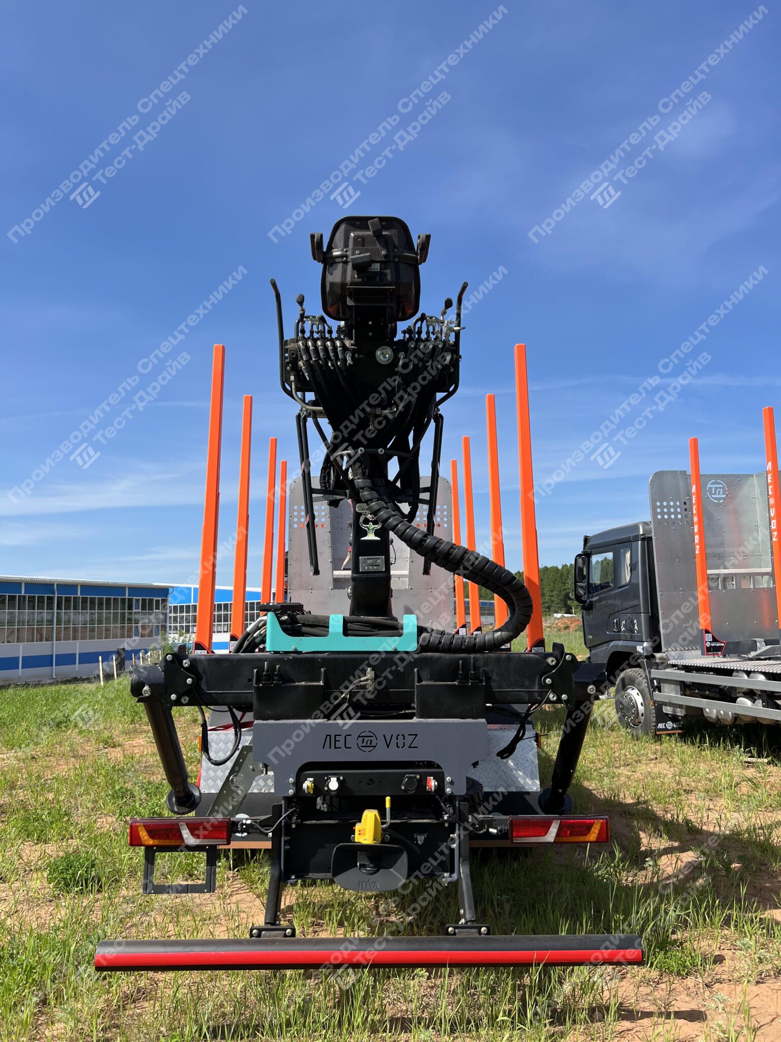 Сортиментовоз Shacman X3000 6x6 с ГМУ ICARBAZZOLI IB 120 L98 и площадкой ЛЕСОVOZ Фото №71