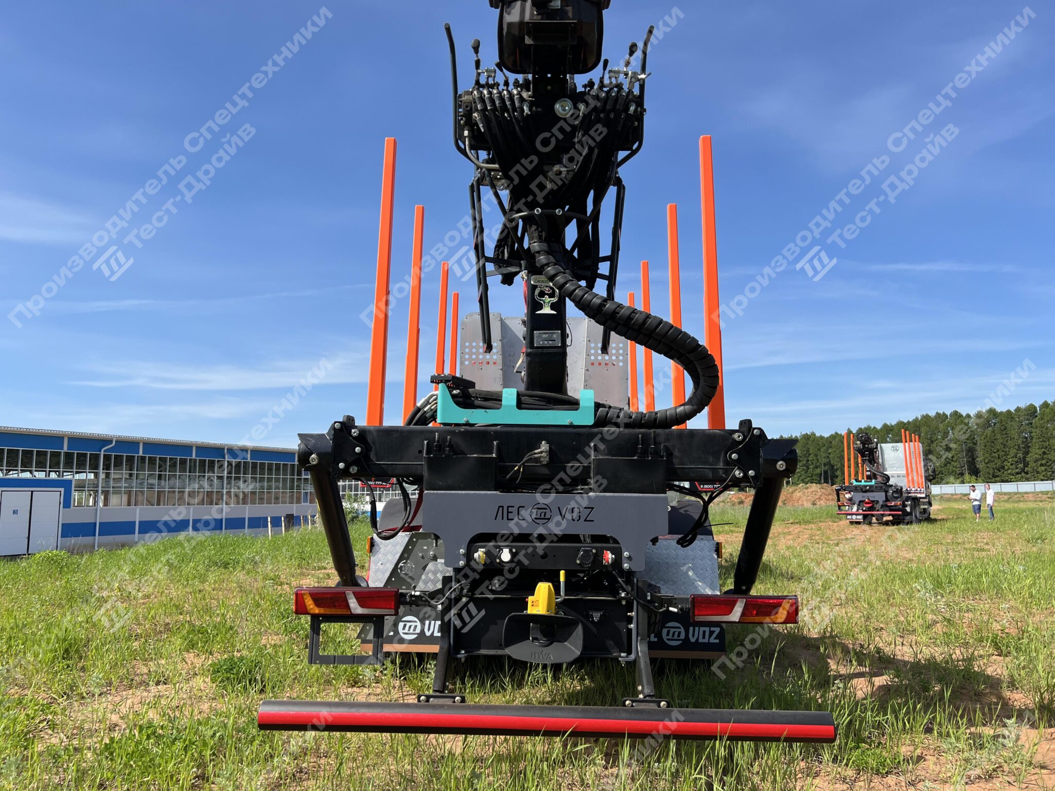 Сортиментовоз Shacman X3000 6x6 с ГМУ ICARBAZZOLI IB 120 L98 и площадкой ЛЕСОVOZ Фото №32