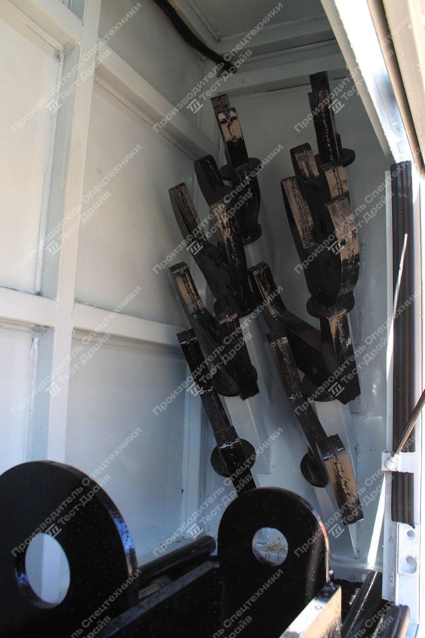 Грузовой эвакуатор FAW CA3310 8x4 Фото №4