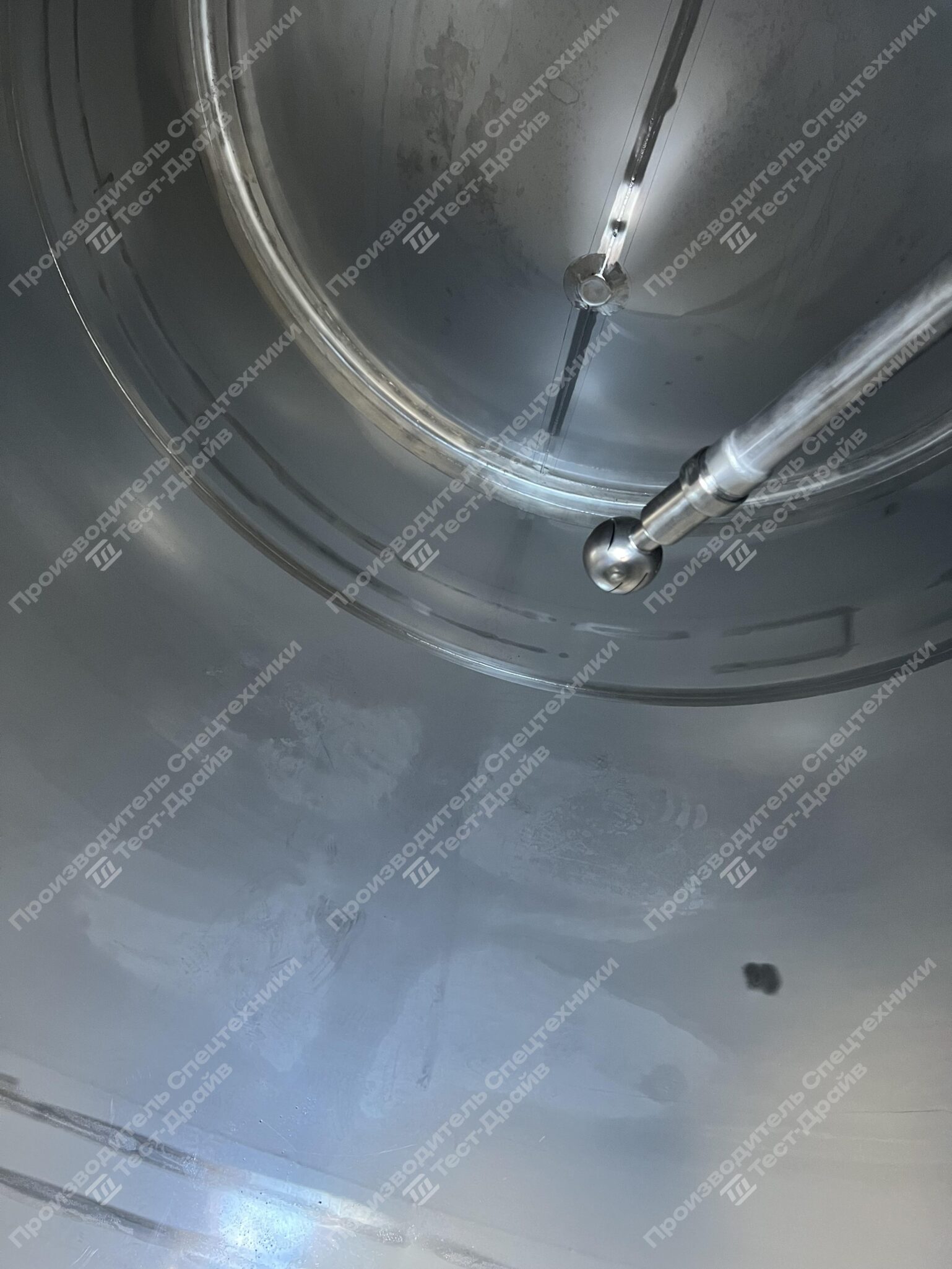 Специализированный полуприцеп-цистерна четырехосный NORDTANK GIGA Фото №6