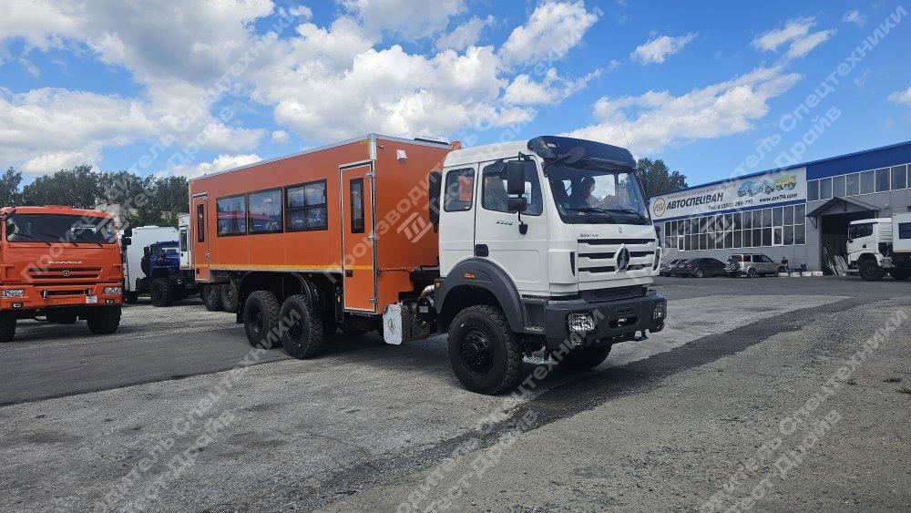 Вахтовый автобус Beiben NG80B 6x6 на 28 мест Фото №3