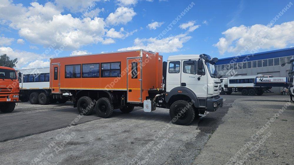Вахтовый автобус Beiben NG80B 6x6 на 28 мест Фото №4