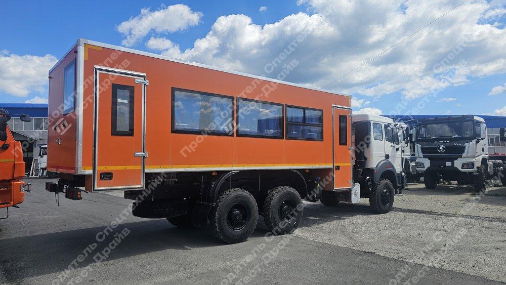 Вахтовый автобус Beiben NG80B 6x6 на 28 мест Фото №5