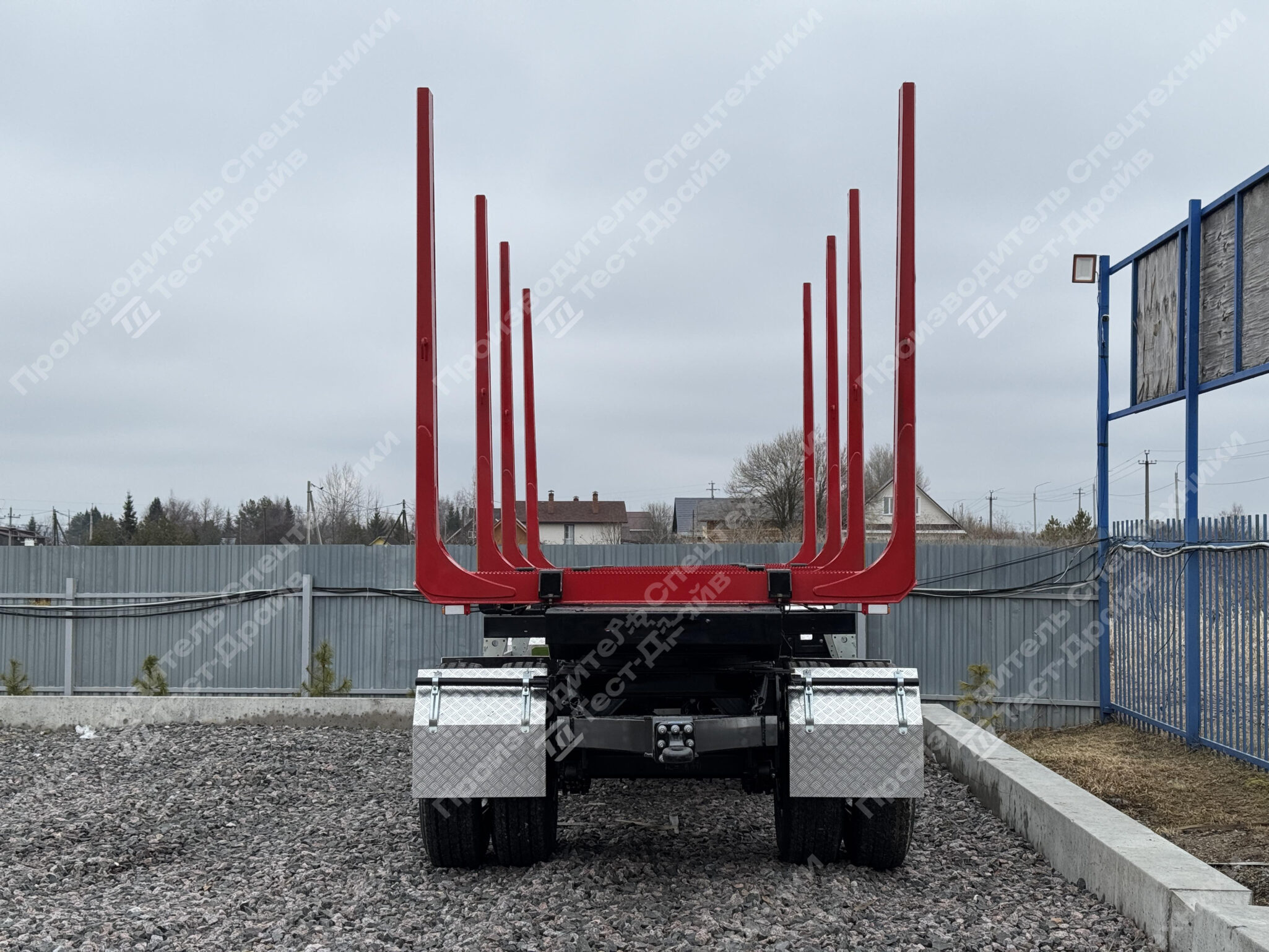 Прицеп сортиментовоз ТК ТД трехосный - 4 неразборных коника Фото №3