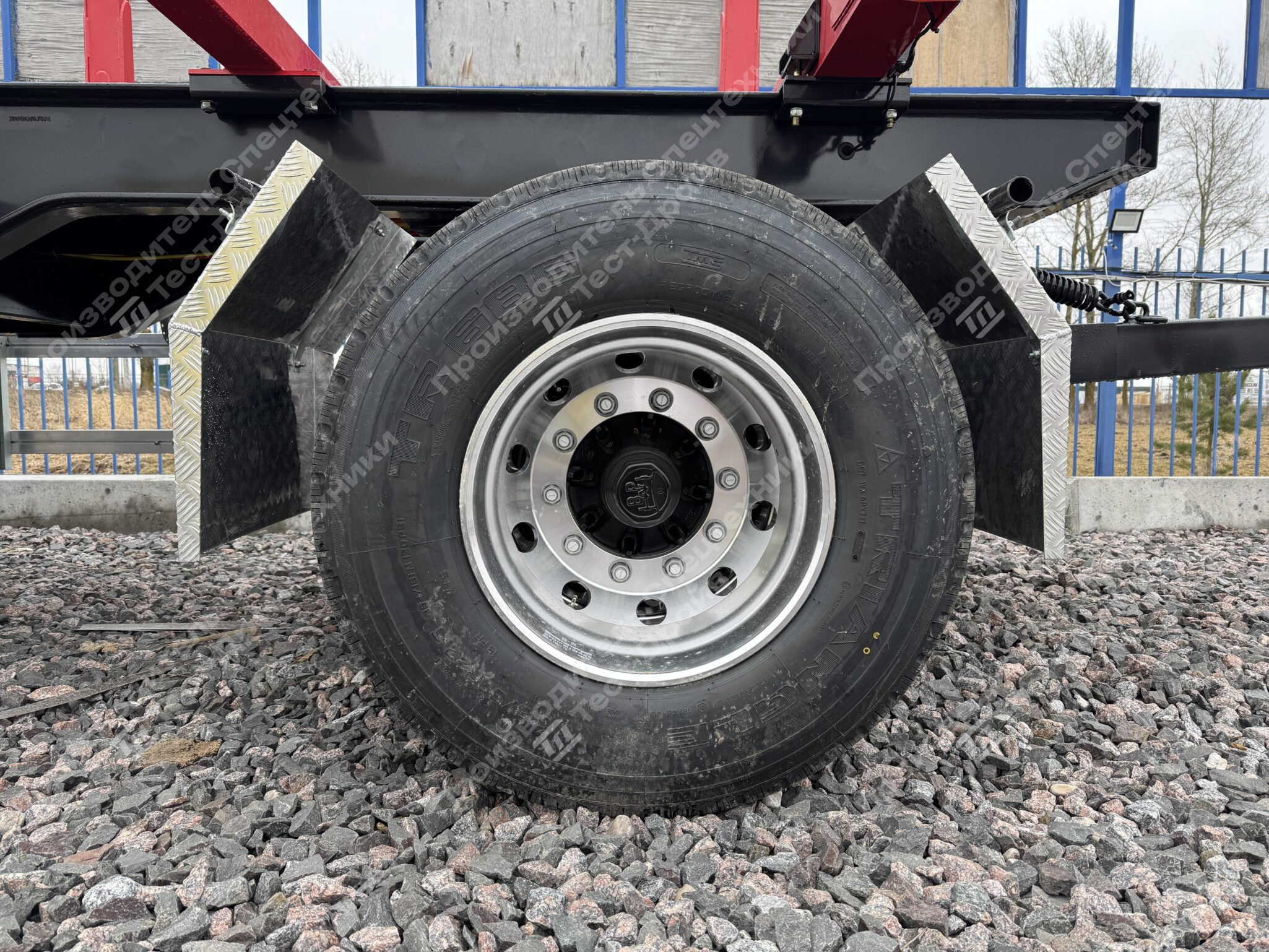 Прицеп сортиментовоз ТК ТД трехосный - 4 неразборных коника Фото №29