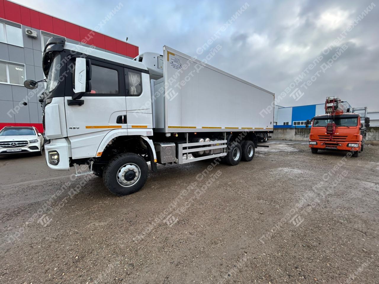 Рефрижератор Shacman X3000 6x6 с ХОУ Carrier Supra 850 Фото №10
