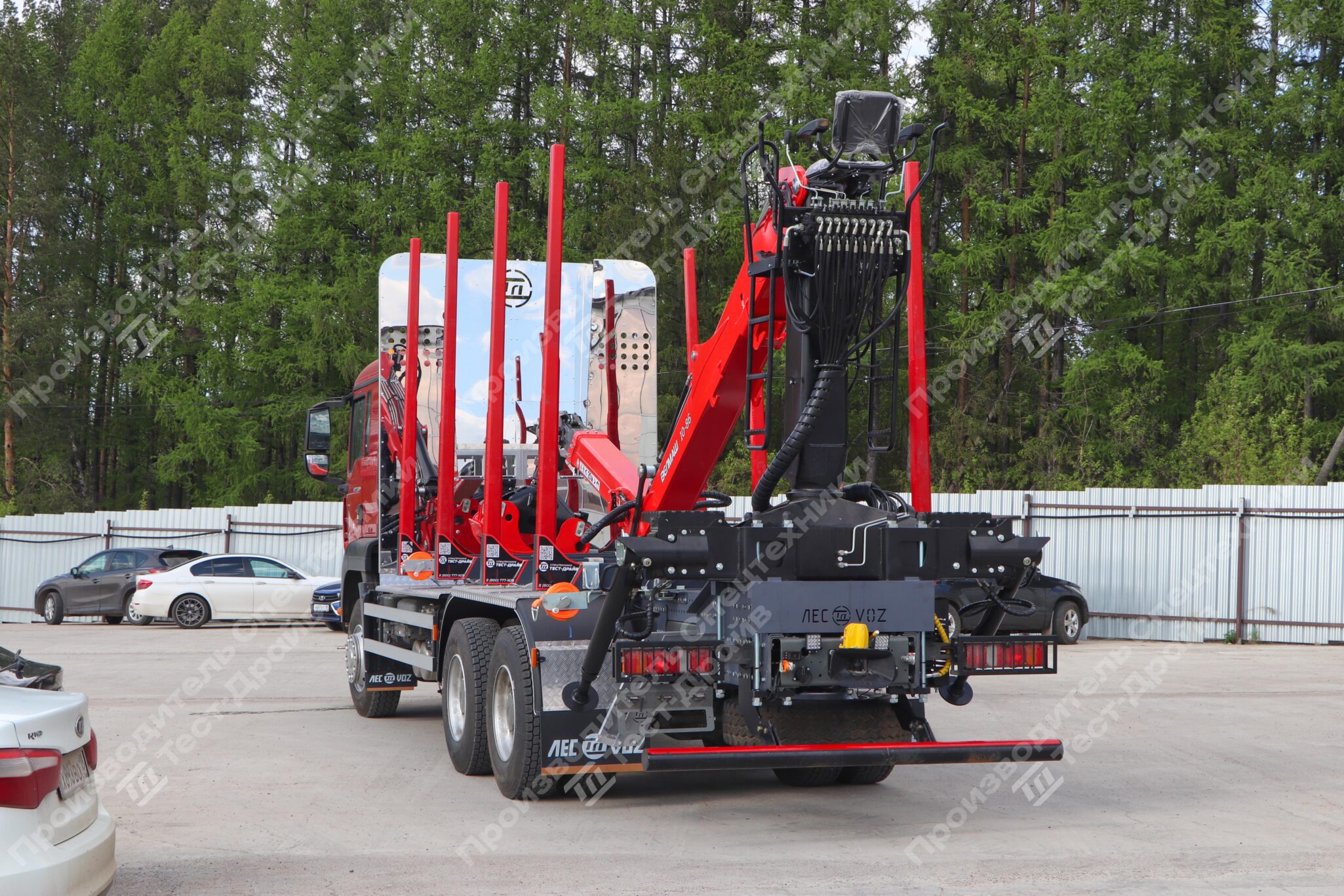 Сортиментовоз MAN TGX 33.540 6x4 с ГМУ VM10L86 и площадкой ЛЕСОVОZ Фото №4