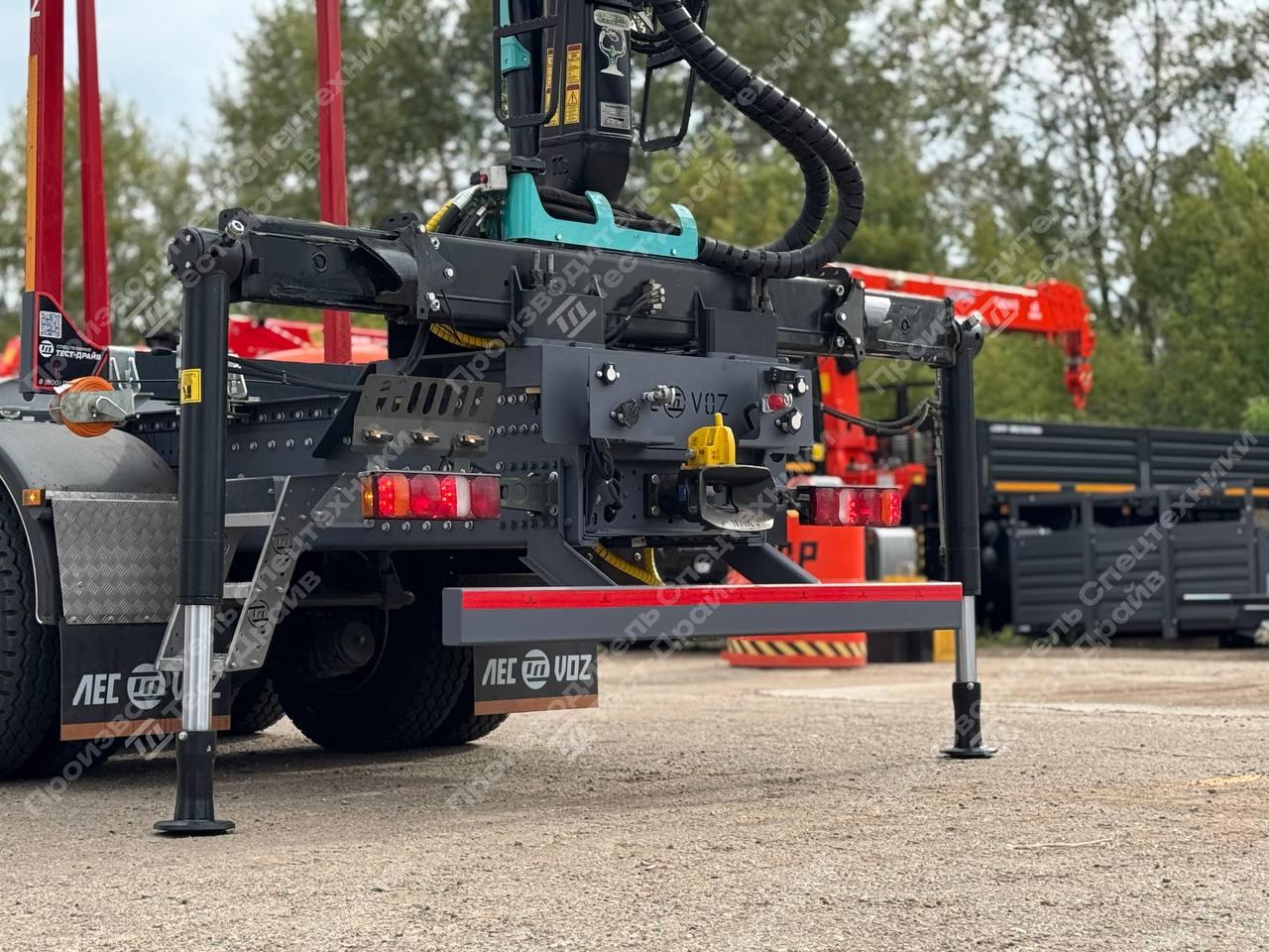 Сортиментовоз HOWO 6x4 с ГМУ ICARBAZZOLI IB 100 L98 и площадкой ЛЕСОVOZ Фото №14