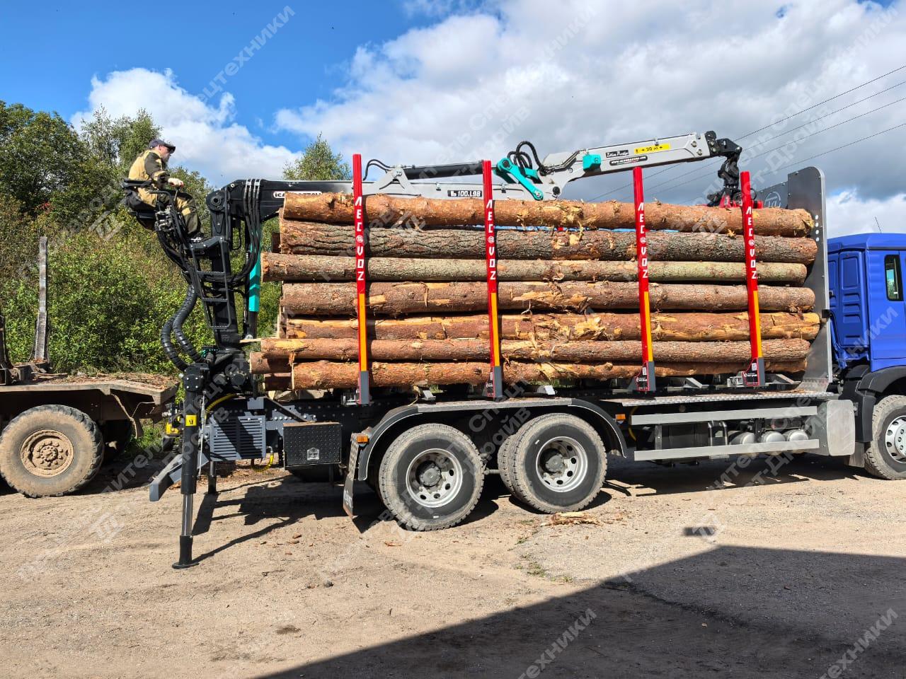 Сортиментовоз HOWO 6x4 с ГМУ ICARBAZZOLI IB 100 L98 и площадкой ЛЕСОVOZ Фото №3