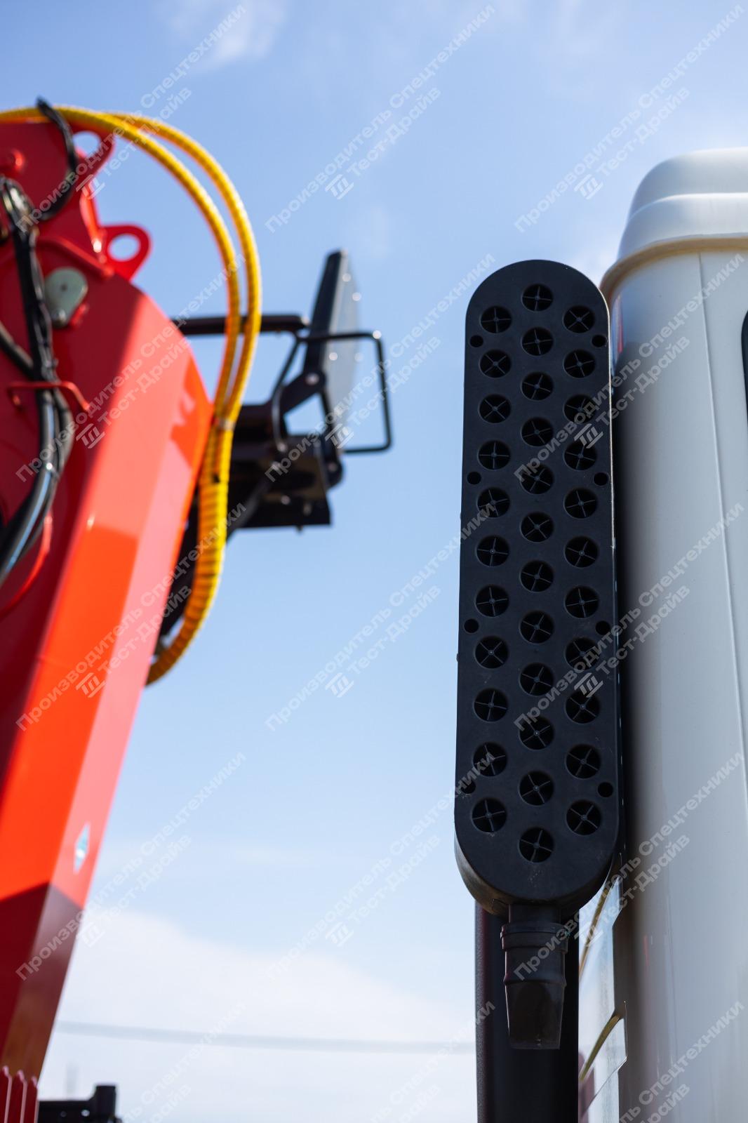 Бортовой Beiben 2538LA 6x6 с КМУ SunHunk S2506 Фото №40