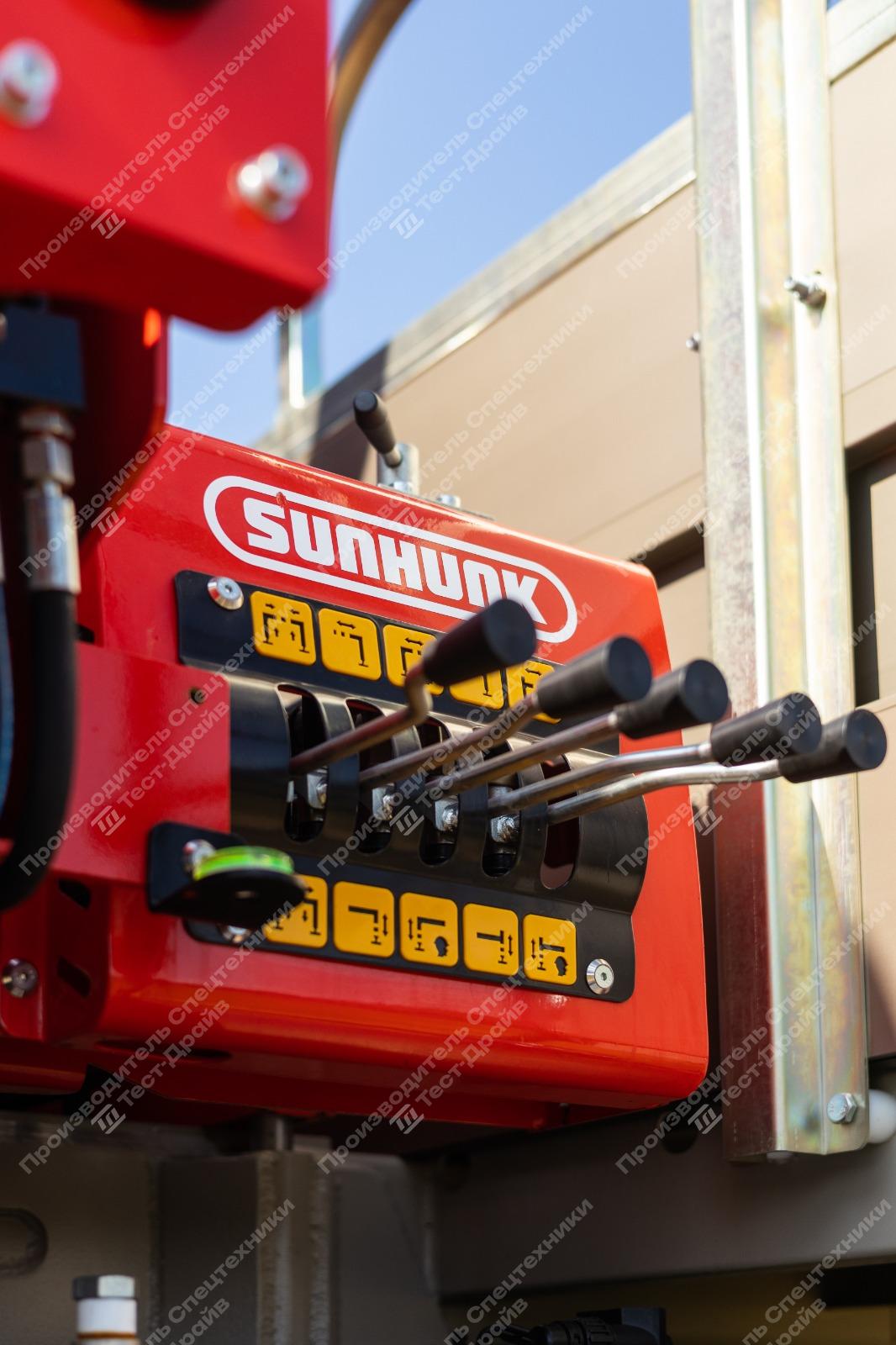 Бортовой Beiben 2538LA 6x6 с КМУ SunHunk S2506 Фото №42