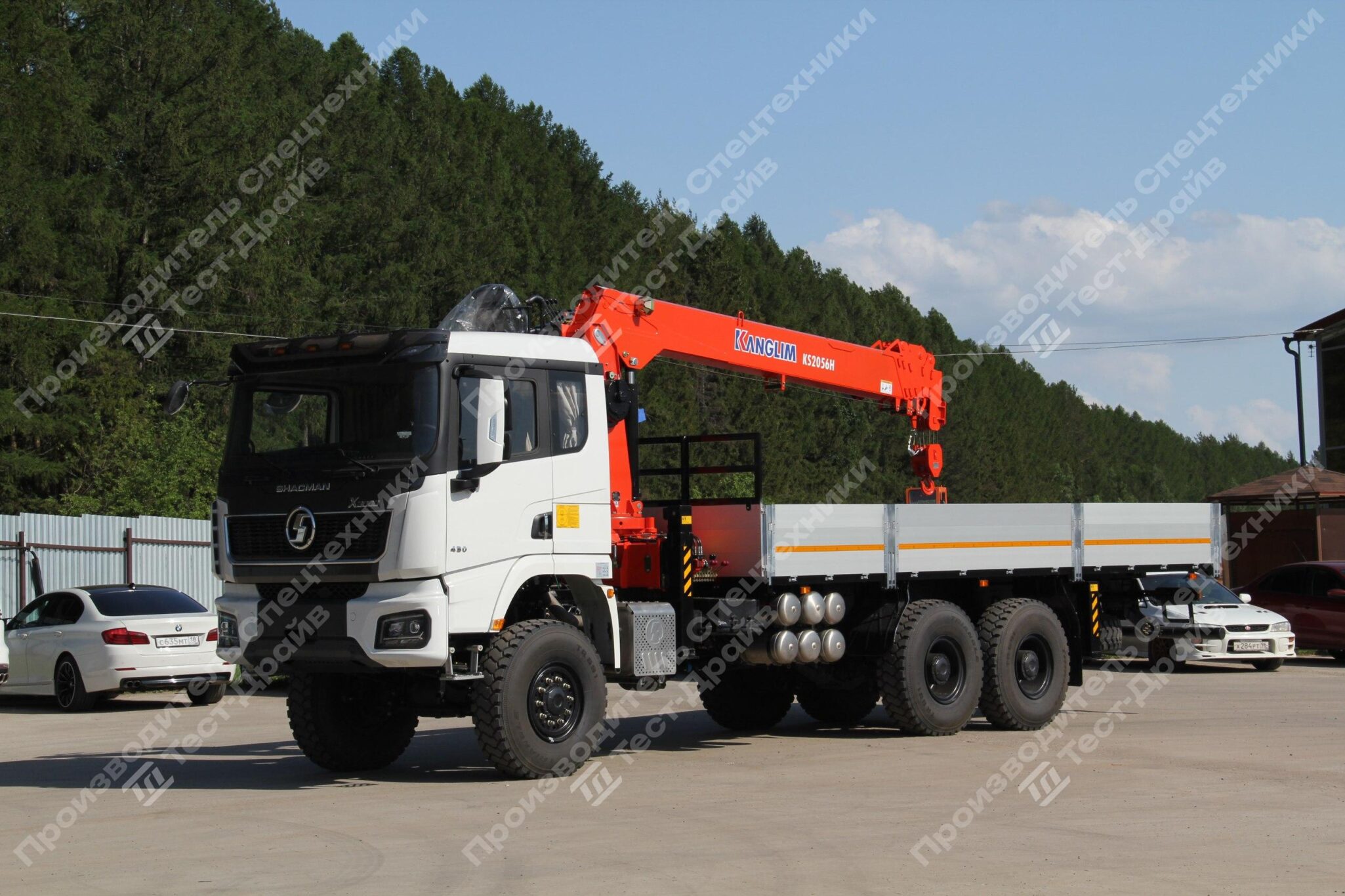 Бортовой Shacman X3000 6x6 с КМУ Kangilm KS2056 Фото №3