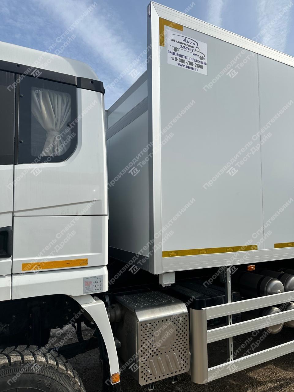 Рефрижератор Shacman X3000 6x6 с ХОУ Carrier Supra 850 Фото №6