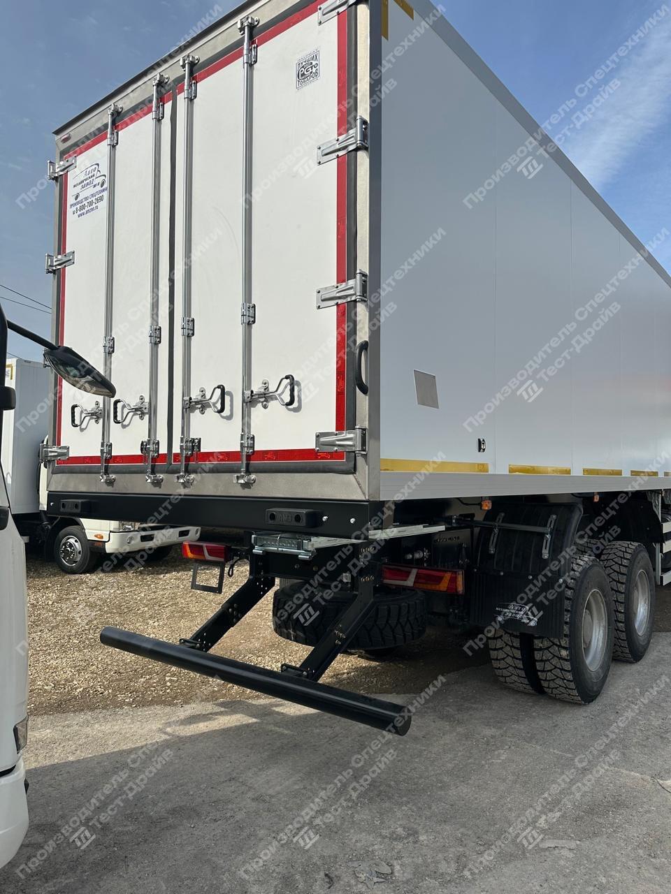 Рефрижератор Shacman X3000 6x6 с ХОУ Carrier Supra 850 Фото №5