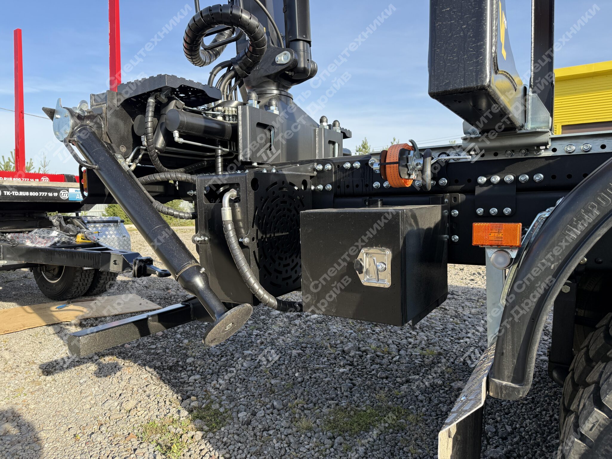 Сортиментовоз Shacman X3000 6x6 с ГМУ VM10L86 Фото №19