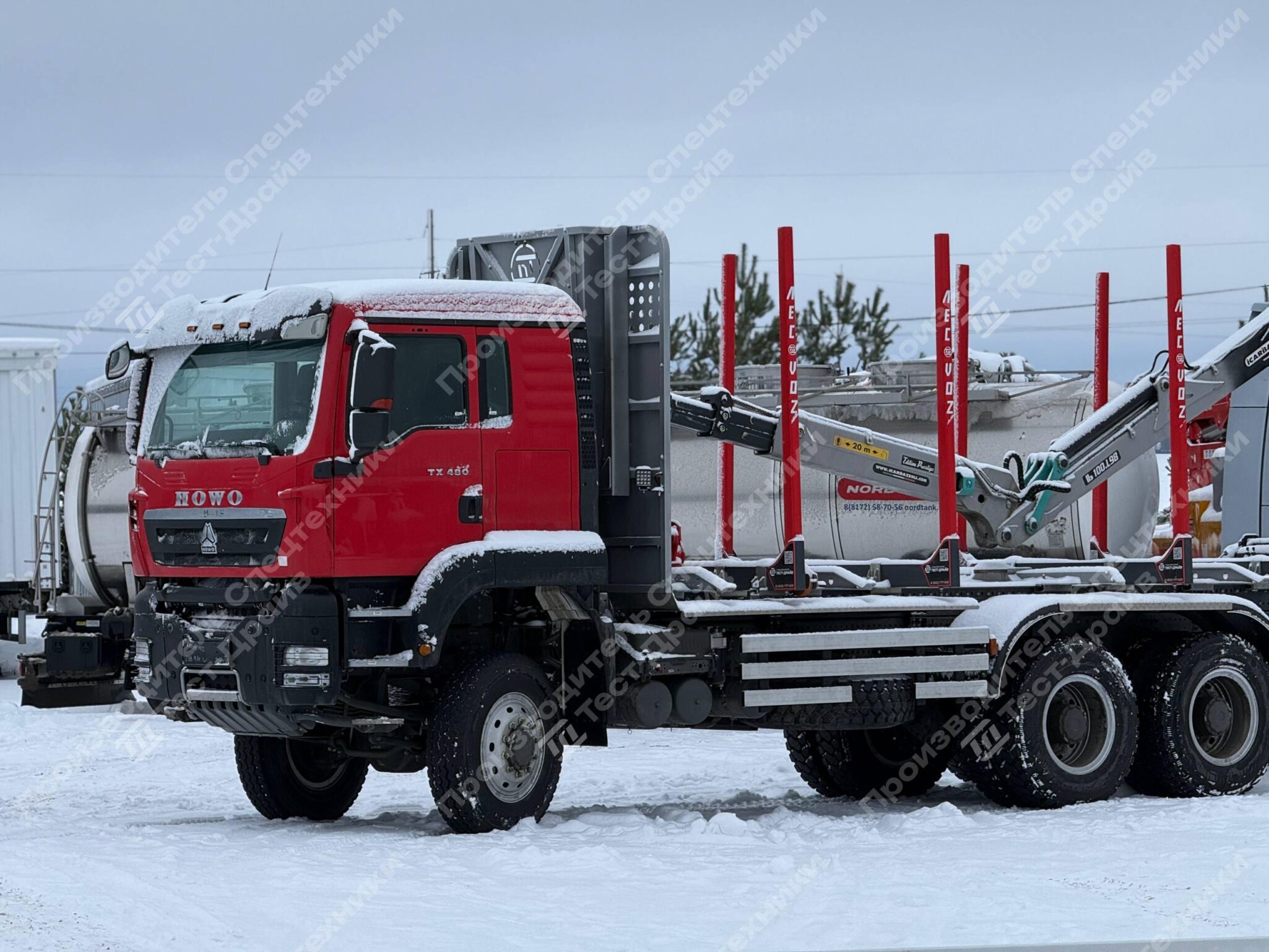 Сортиментовоз HOWO 6x6 с КМУ ICARBAZZOLI IB 100 L98 и площадкой ЛЕСОVOZ Фото №3