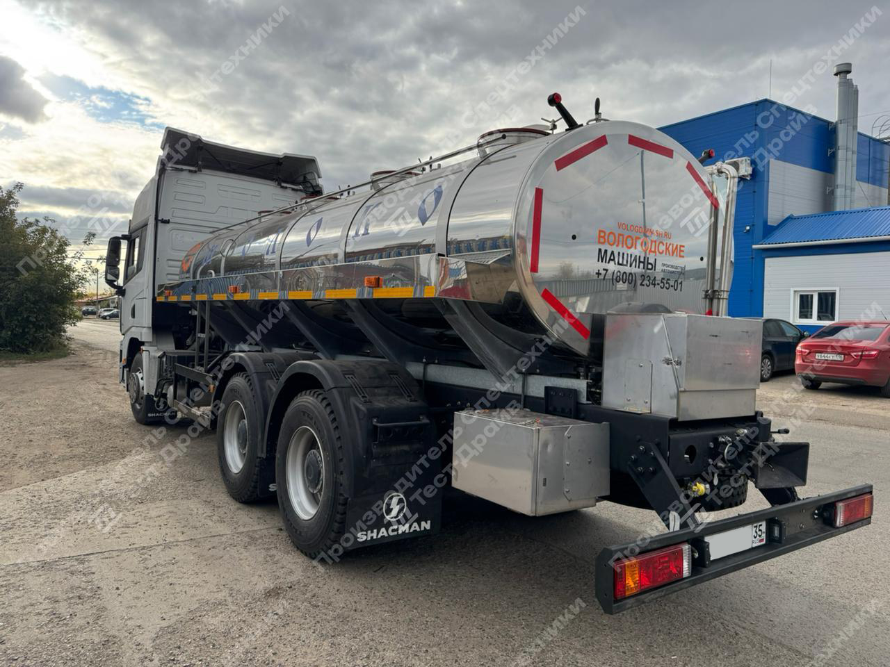 Молоковоз Shacman X3000 6x4 с цистерной 11 м3 Фото №7