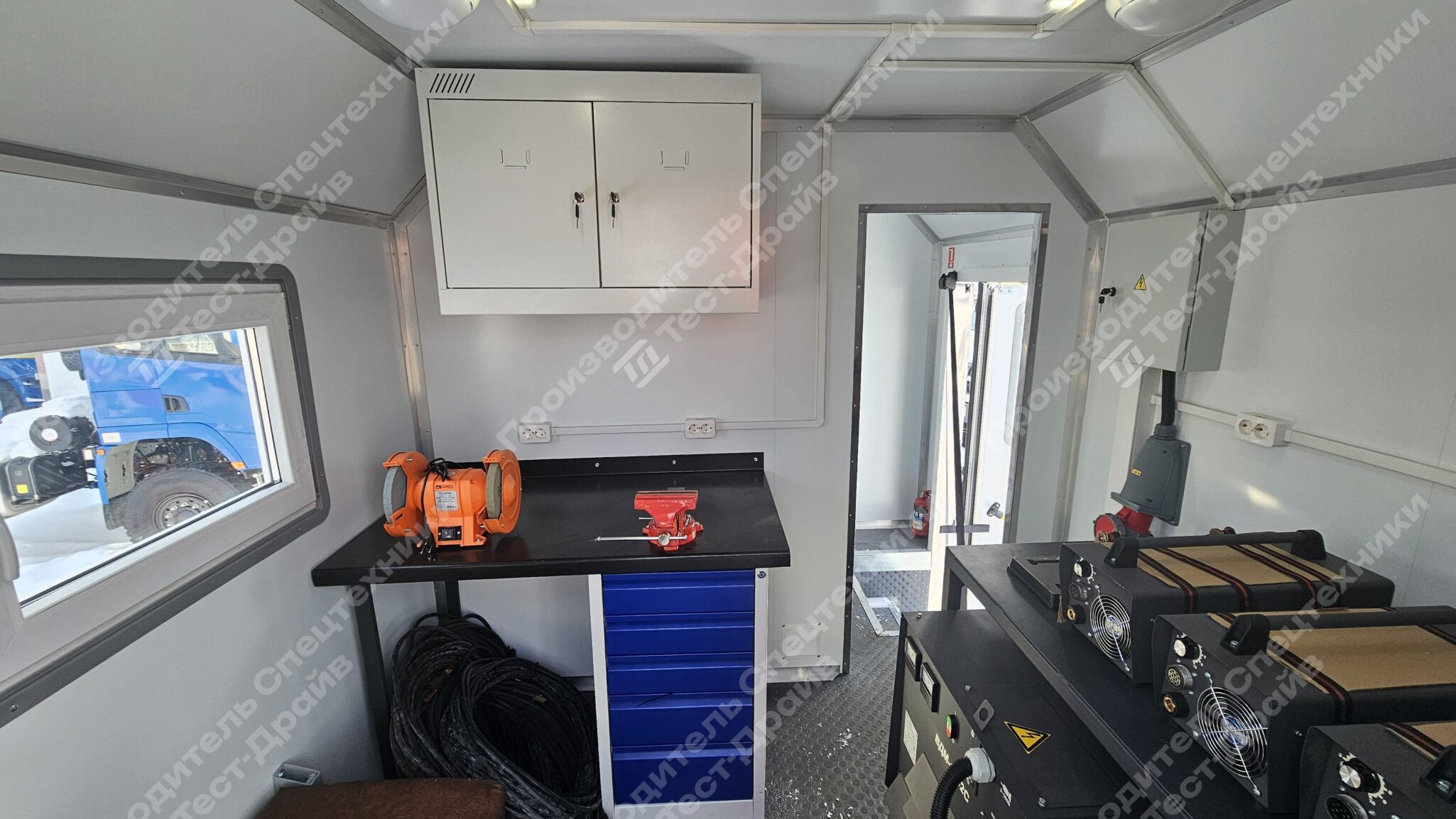 ПАРМ Shacman X3000 6Х6 с КМУ SunHunk K168-4 Фото №9