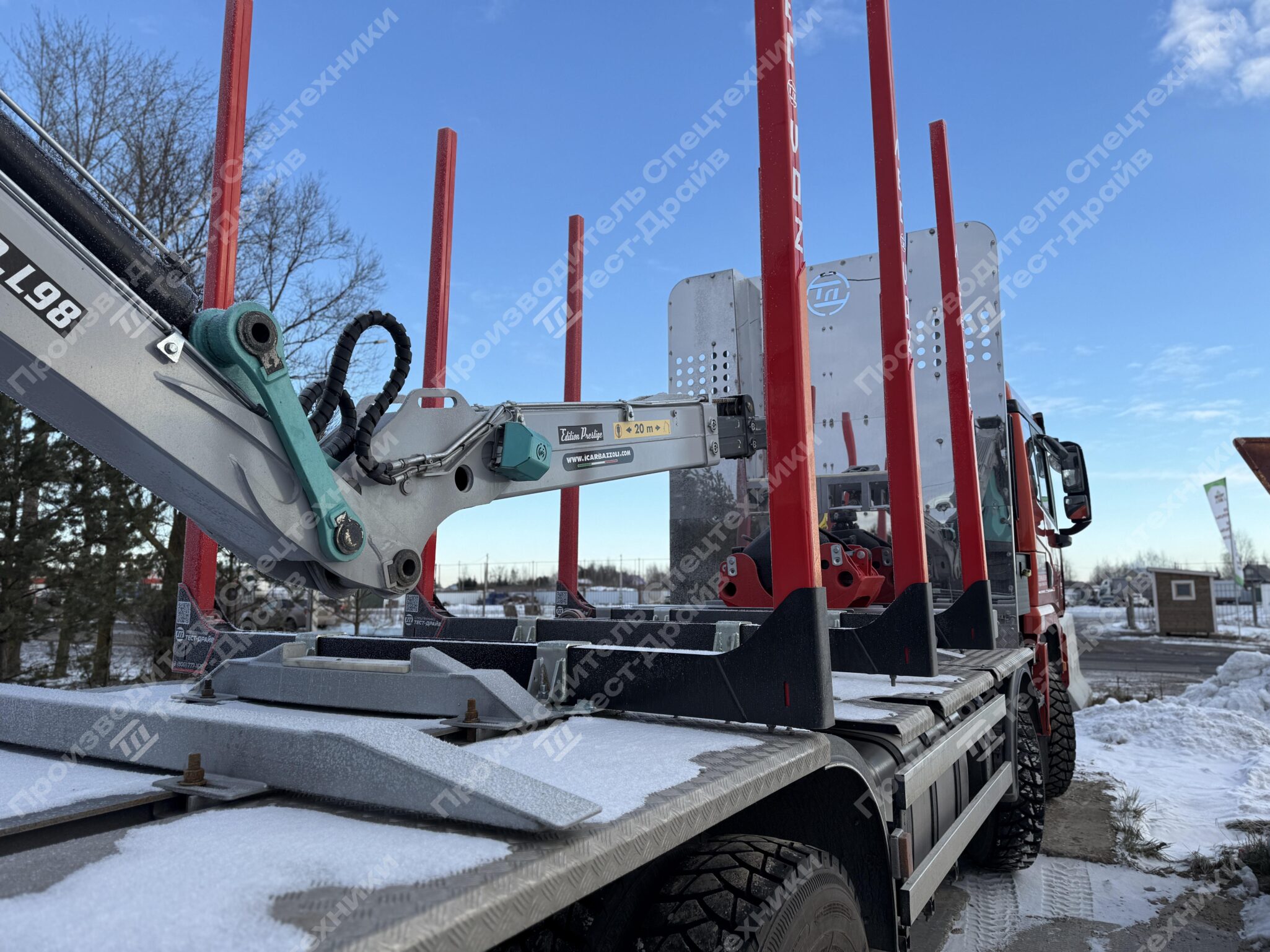 Сортиментовоз Shacman X3000 8х4 с ГМУ ICARBAZZOLI IB 120 L98 Фото №26