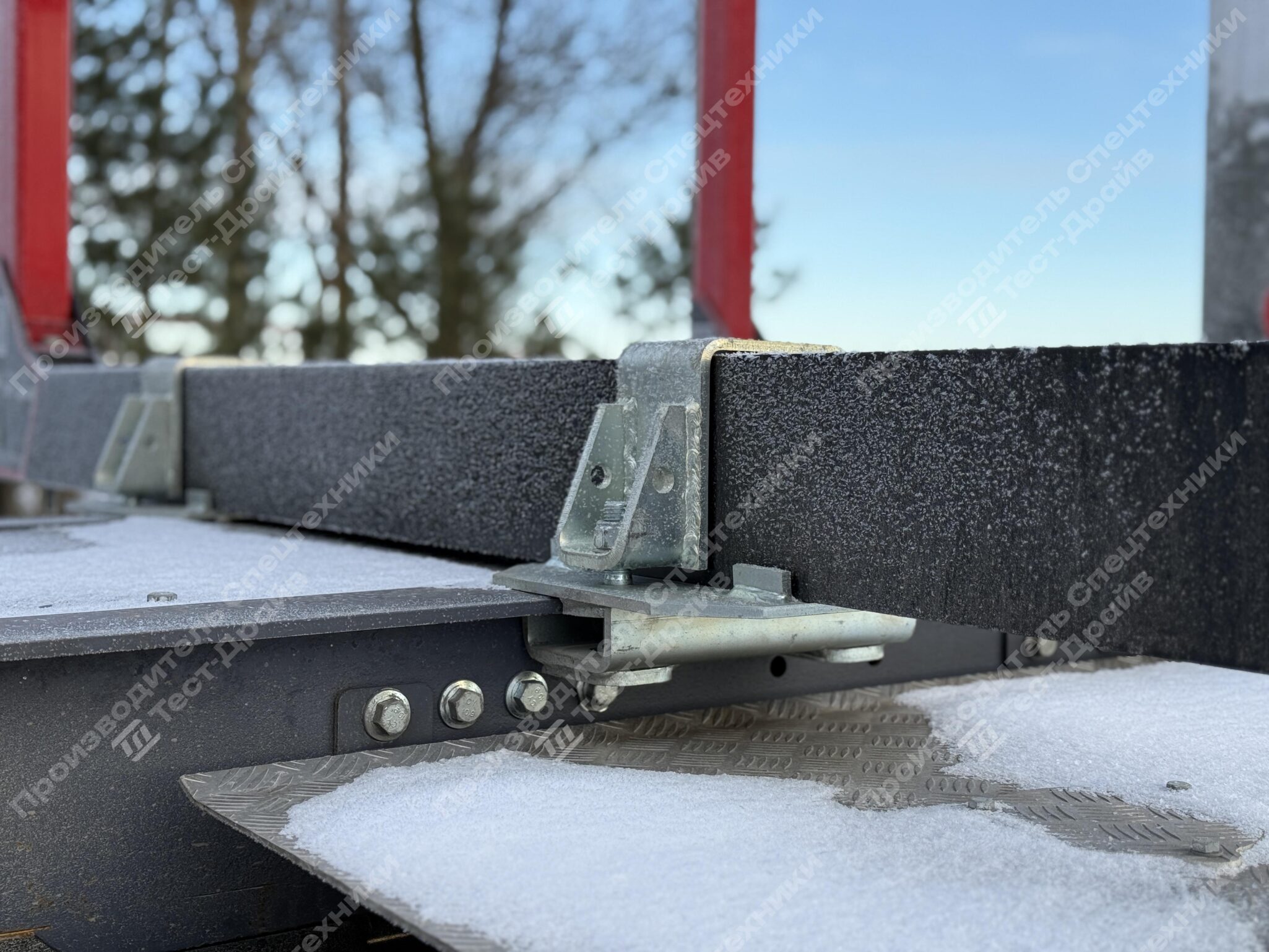 Сортиментовоз Shacman X3000 8х4 с ГМУ ICARBAZZOLI IB 120 L98 Фото №6