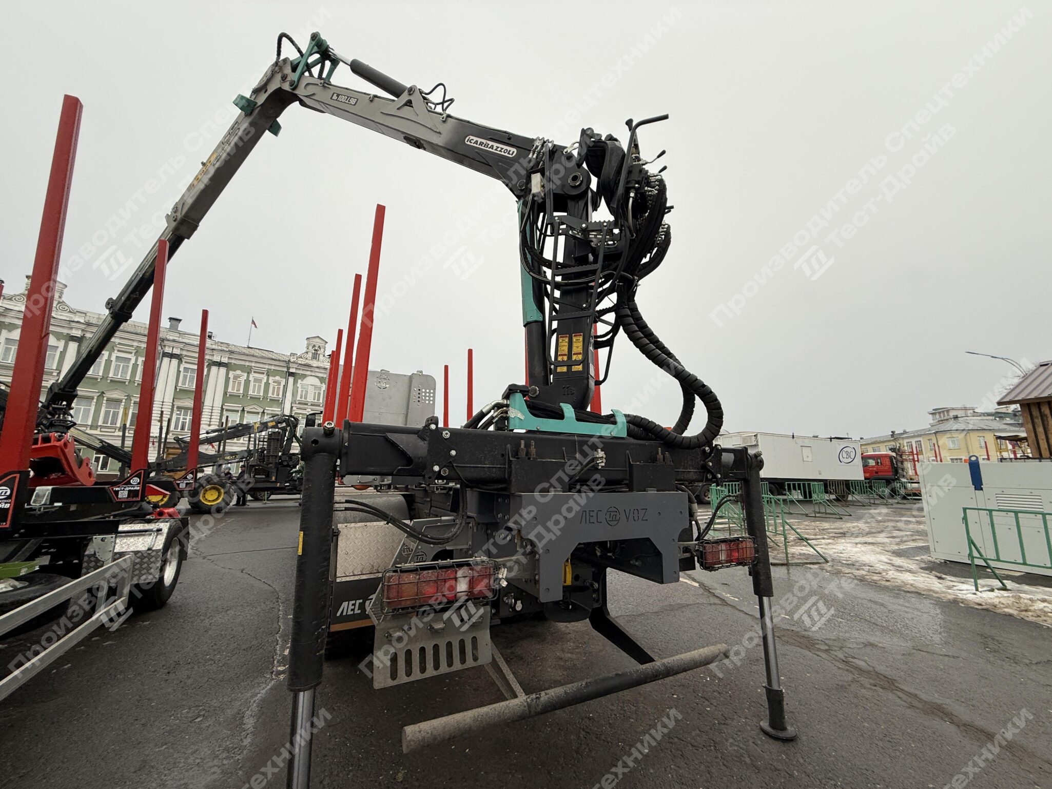 Сортиментовоз HOWO 6x6 с КМУ Icarbazzoli IB 120 L98 Фото №9