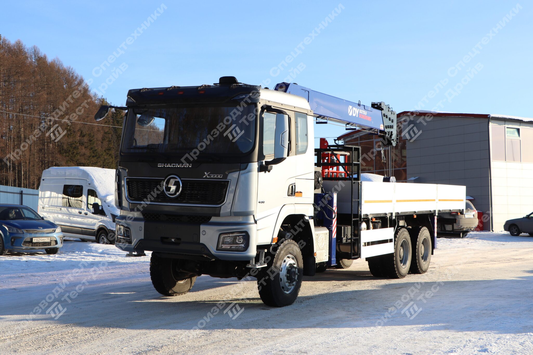 Бортовой Shacman X3000 6x6 с КМУ DongYang SS2725 Фото №1