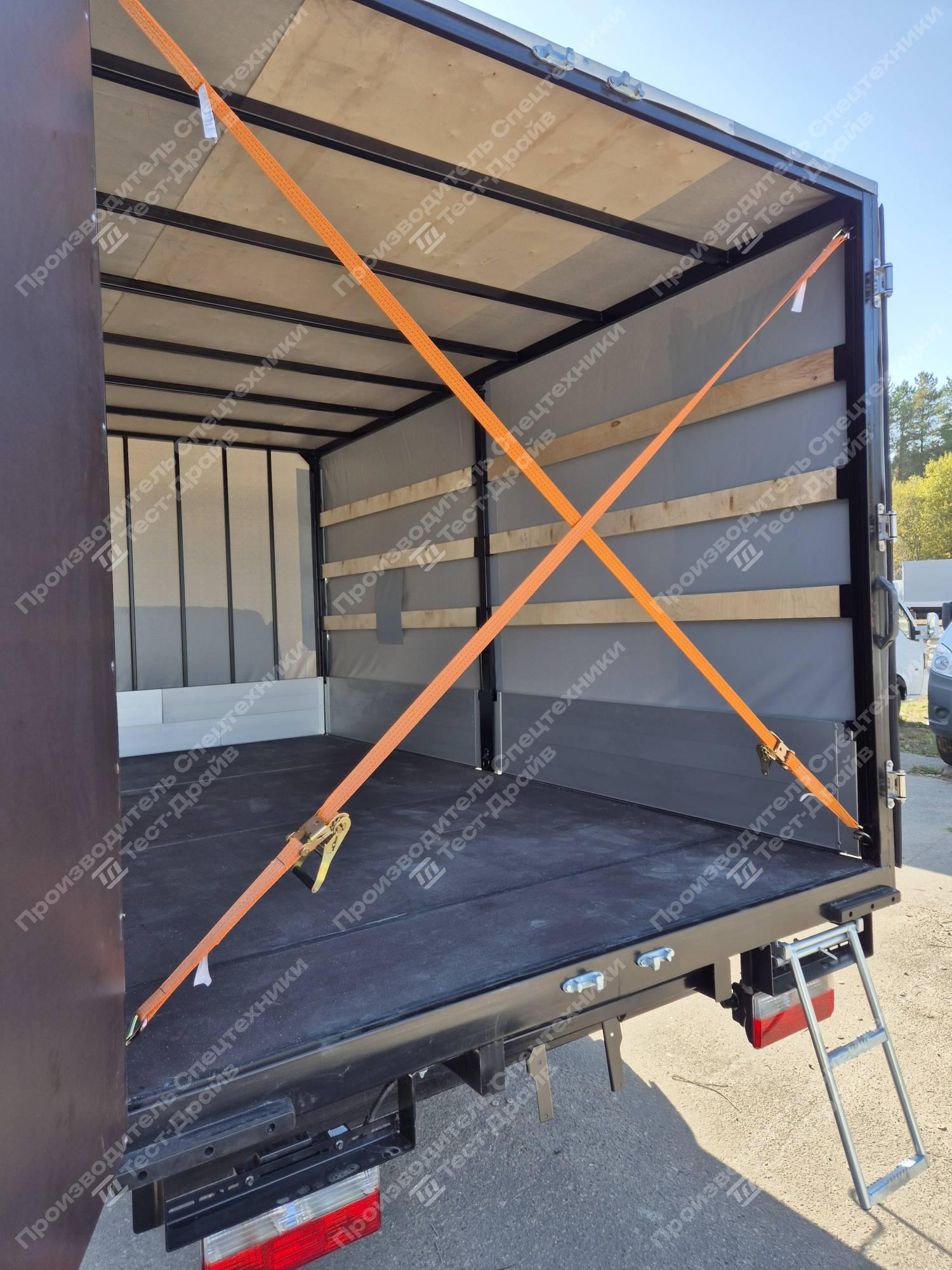 Шторно-бортовой Dongfeng 4x2 Фото №14