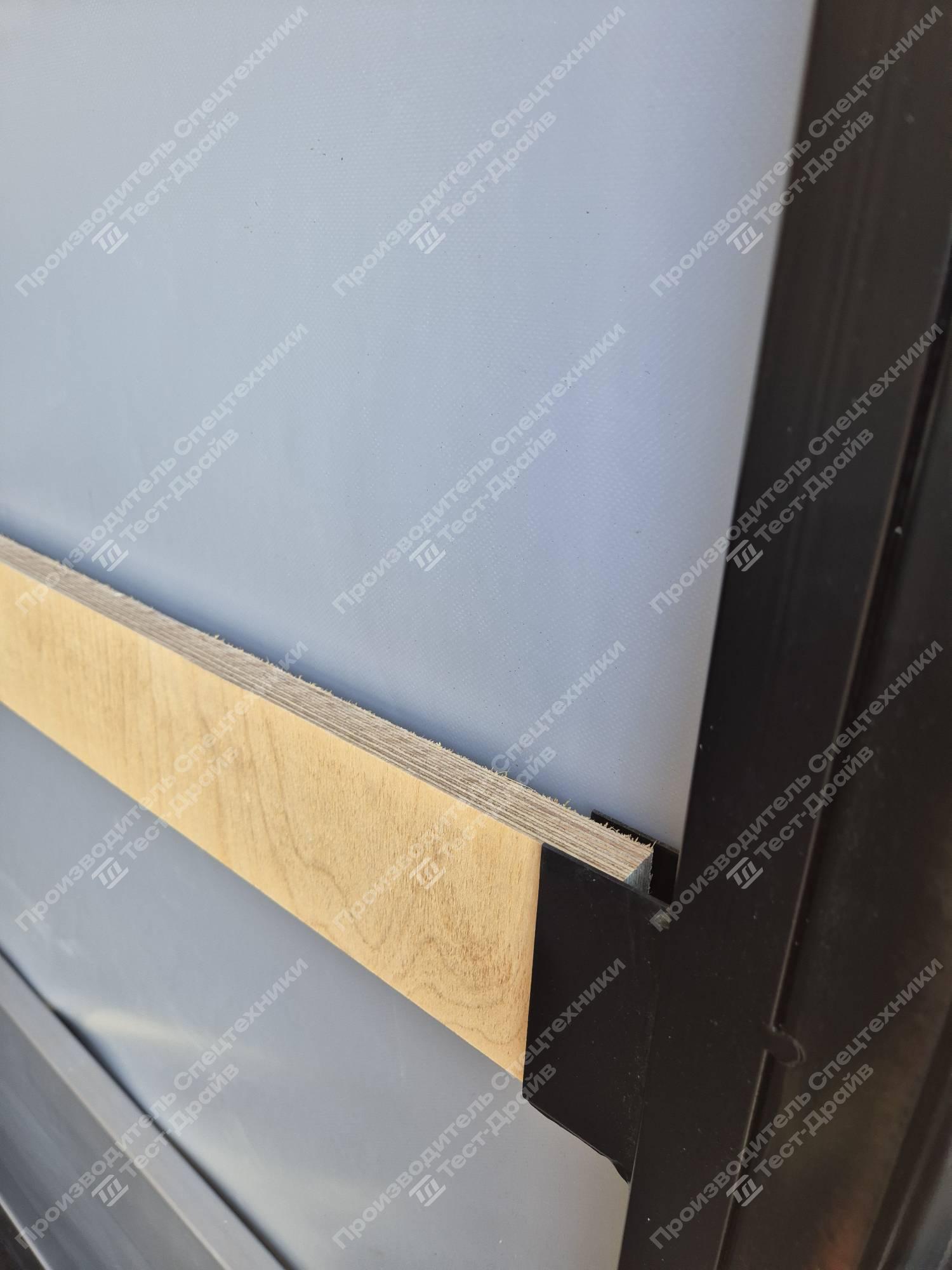 Шторно-бортовой Dongfeng 4x2 Фото №13