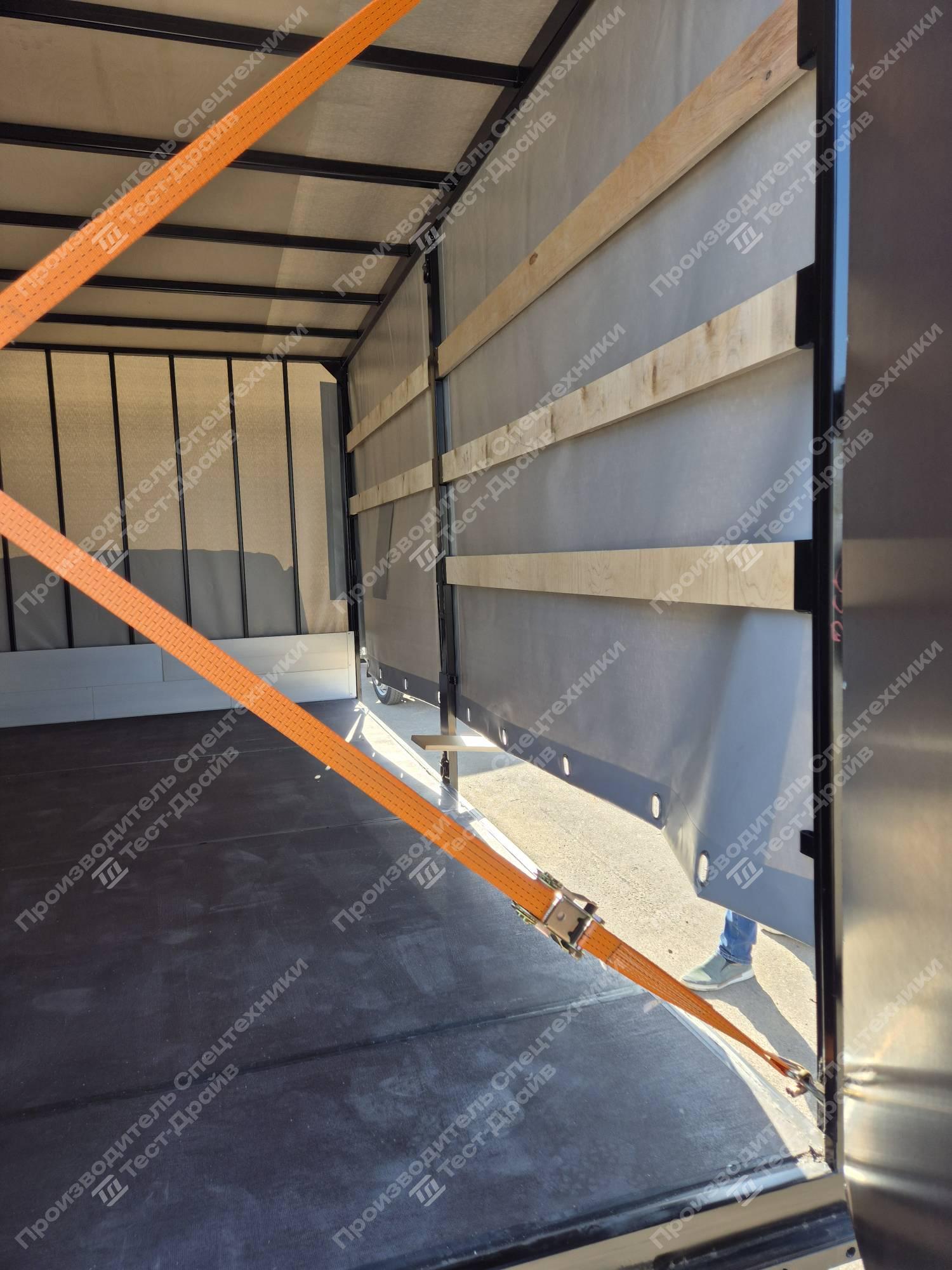 Шторно-бортовой Dongfeng 4x2 Фото №10