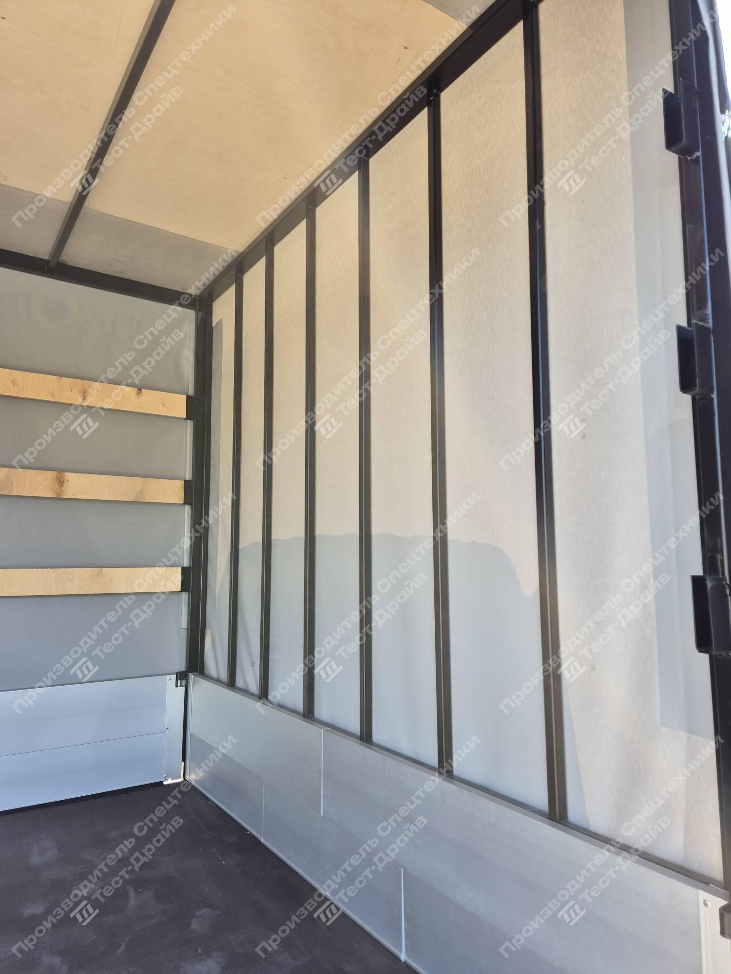 Шторно-бортовой Dongfeng 4x2 Фото №25