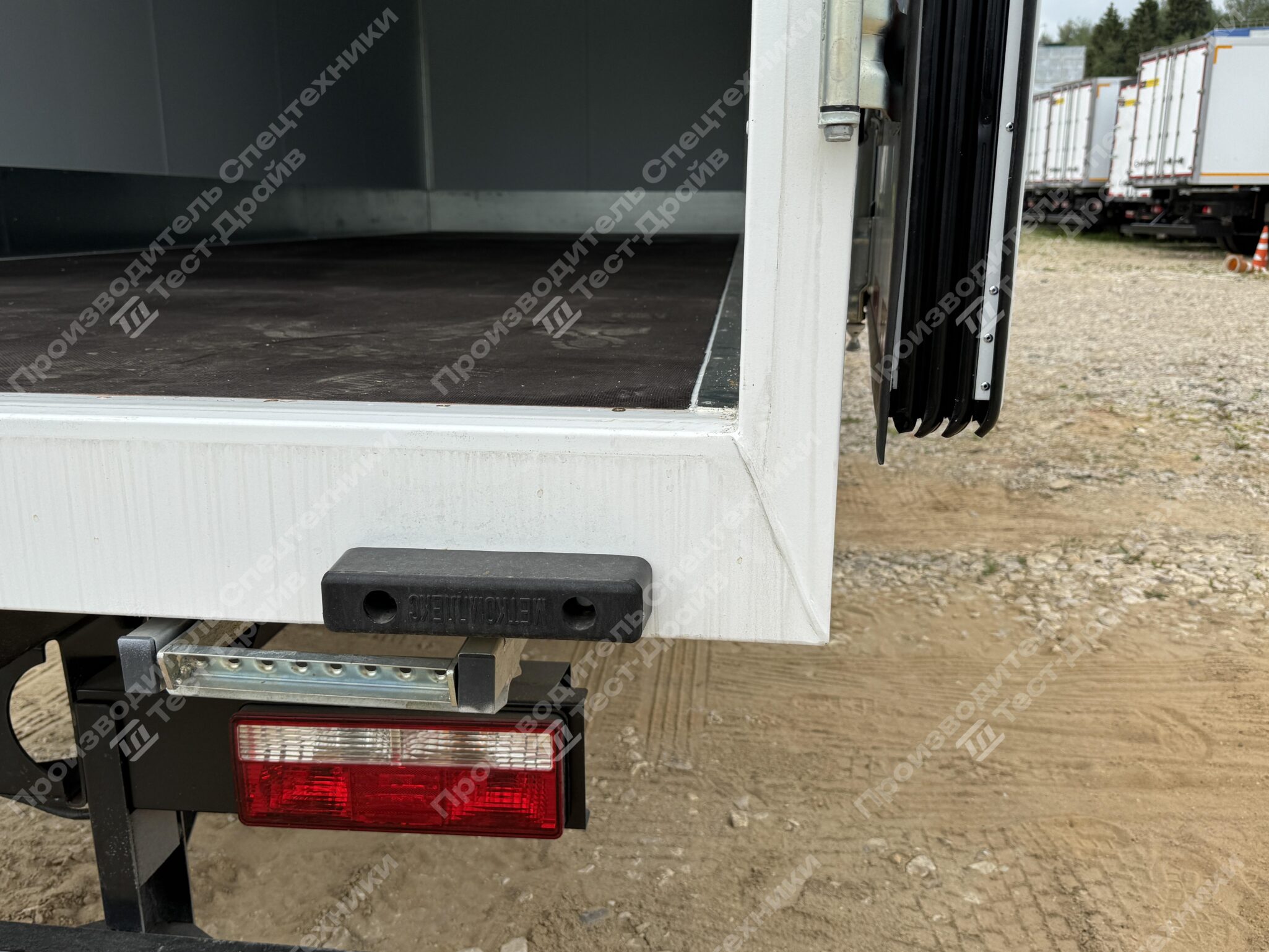 Изотермический фургон JAC N120 4x2 Фото №22