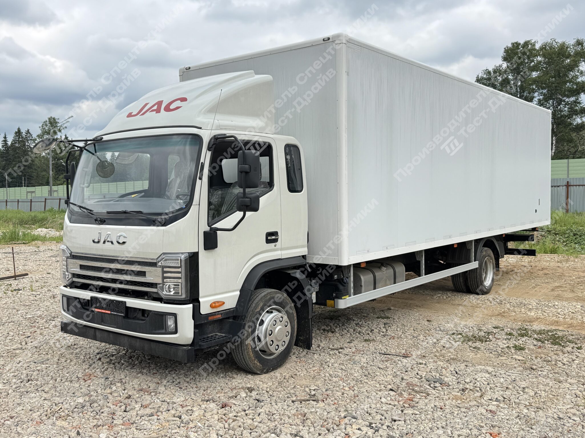 Изотермический фургон JAC N120 4x2 Фото №7