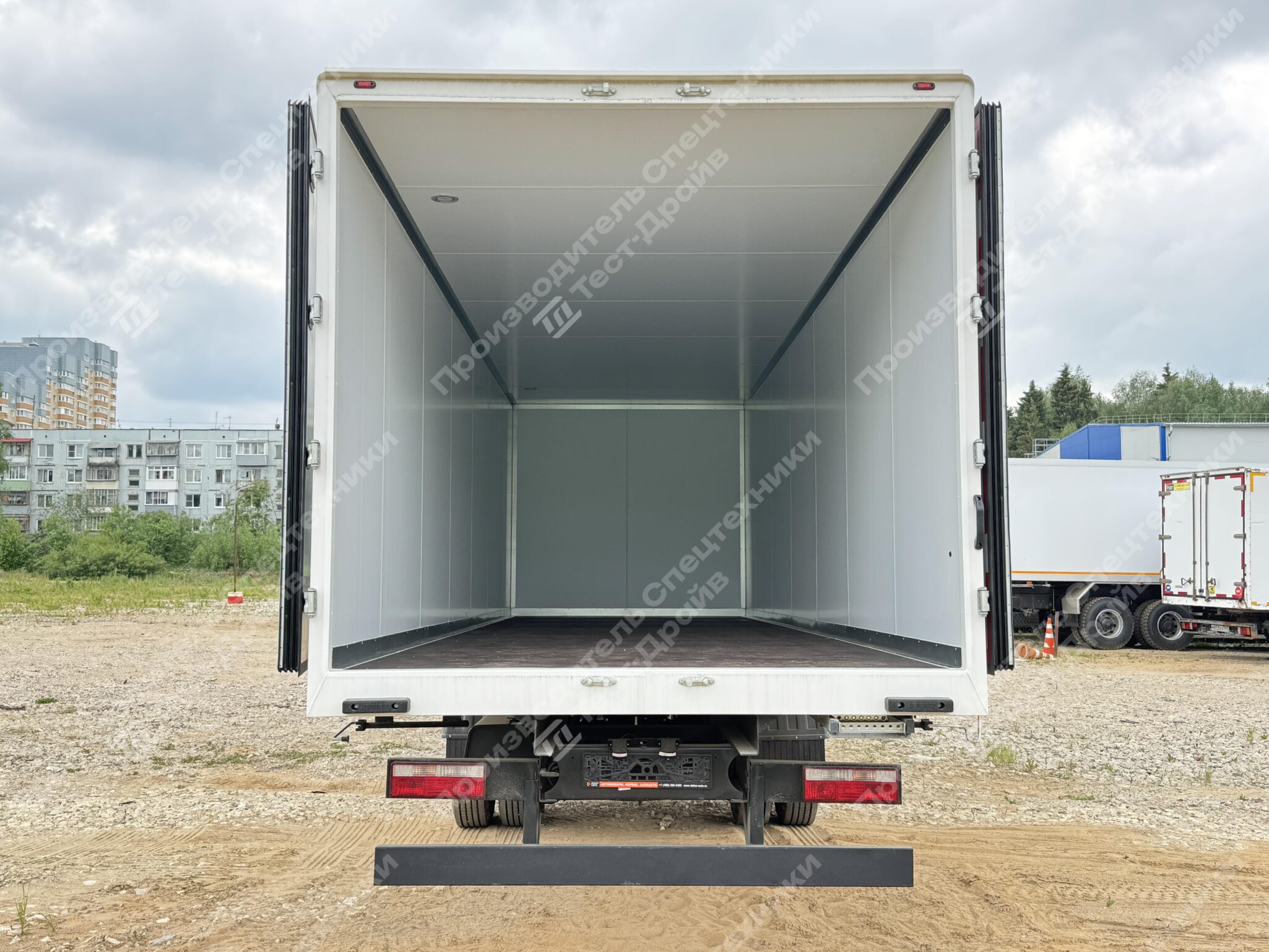 Изотермический фургон JAC N120 4x2 Фото №2