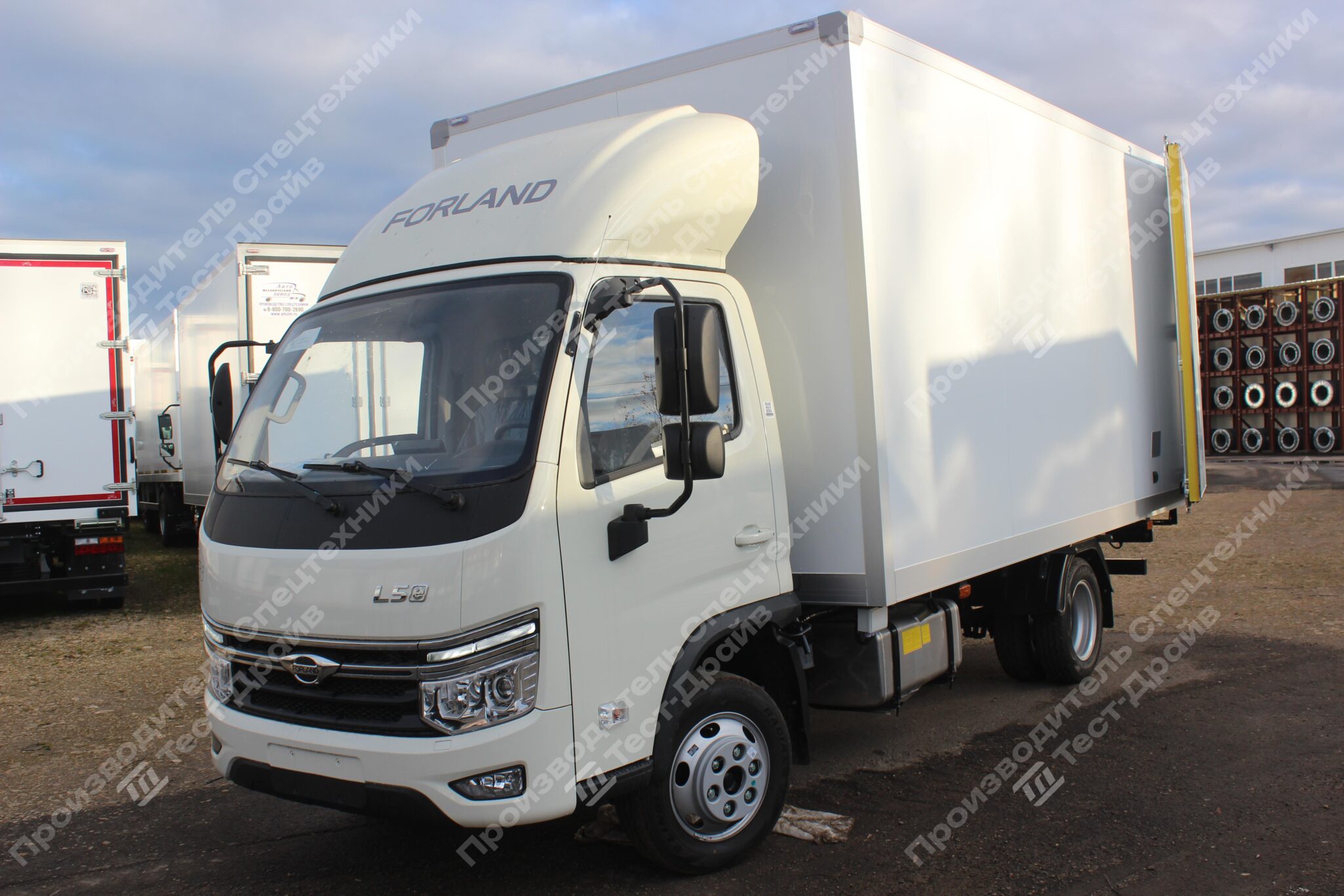 Изотермический Forland 4x2 Фото №1