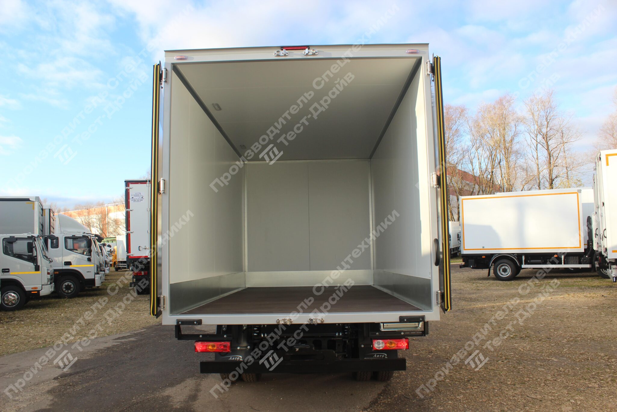 Изотермический Forland 4x2 Фото №42