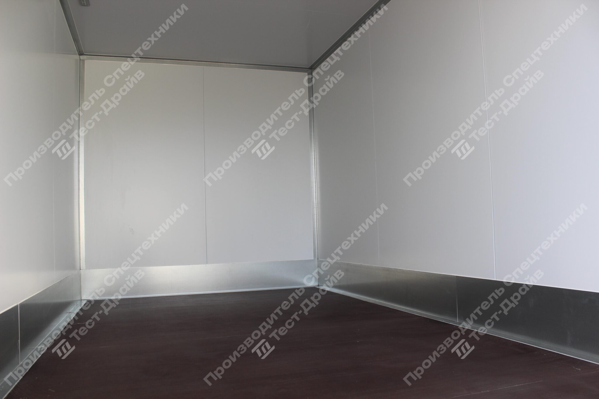 Изотермический Forland 4x2 Фото №41