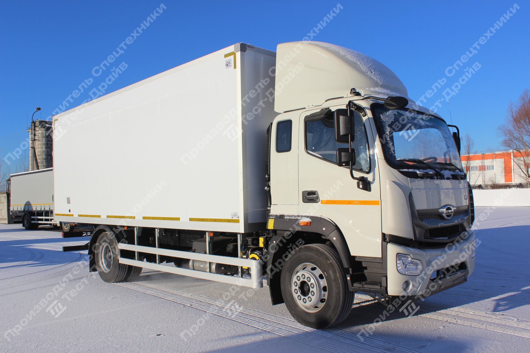 Изотермический фургон Forland 12 4x2 Фото №8