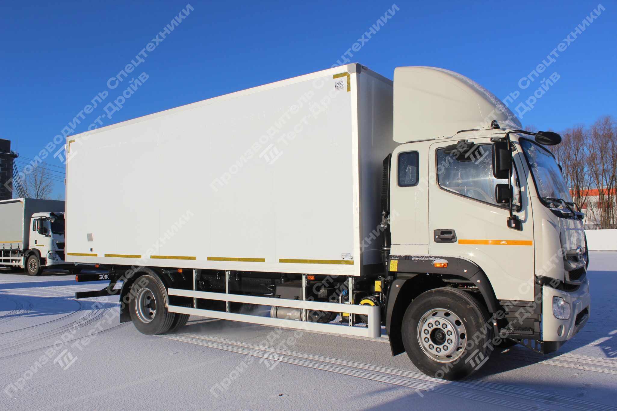 Изотермический фургон Forland 12 4x2 Фото №6