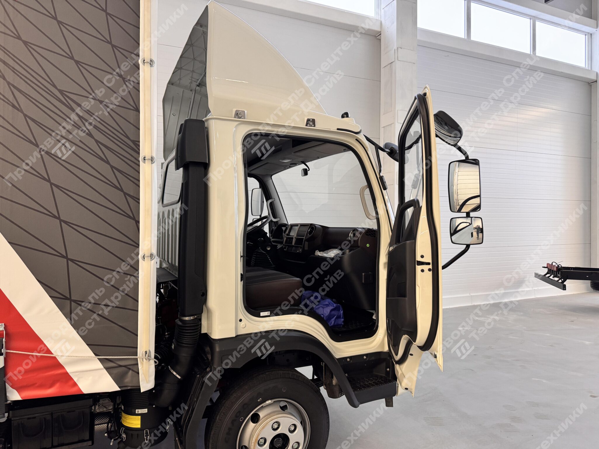 Шторно-бортовой Forland 8 4x2 Фото №41