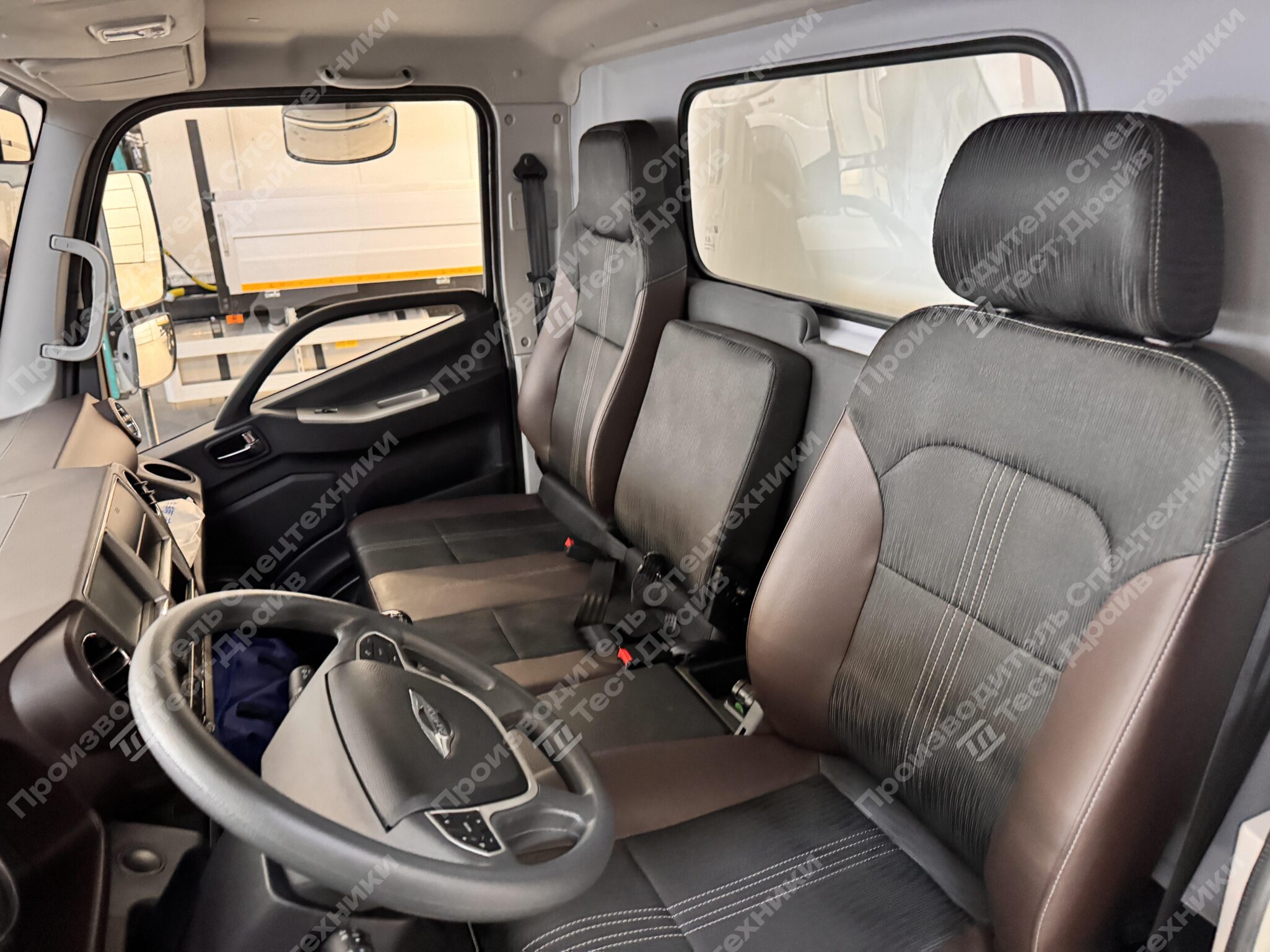 Шторно-бортовой Forland 8 4x2 Фото №32