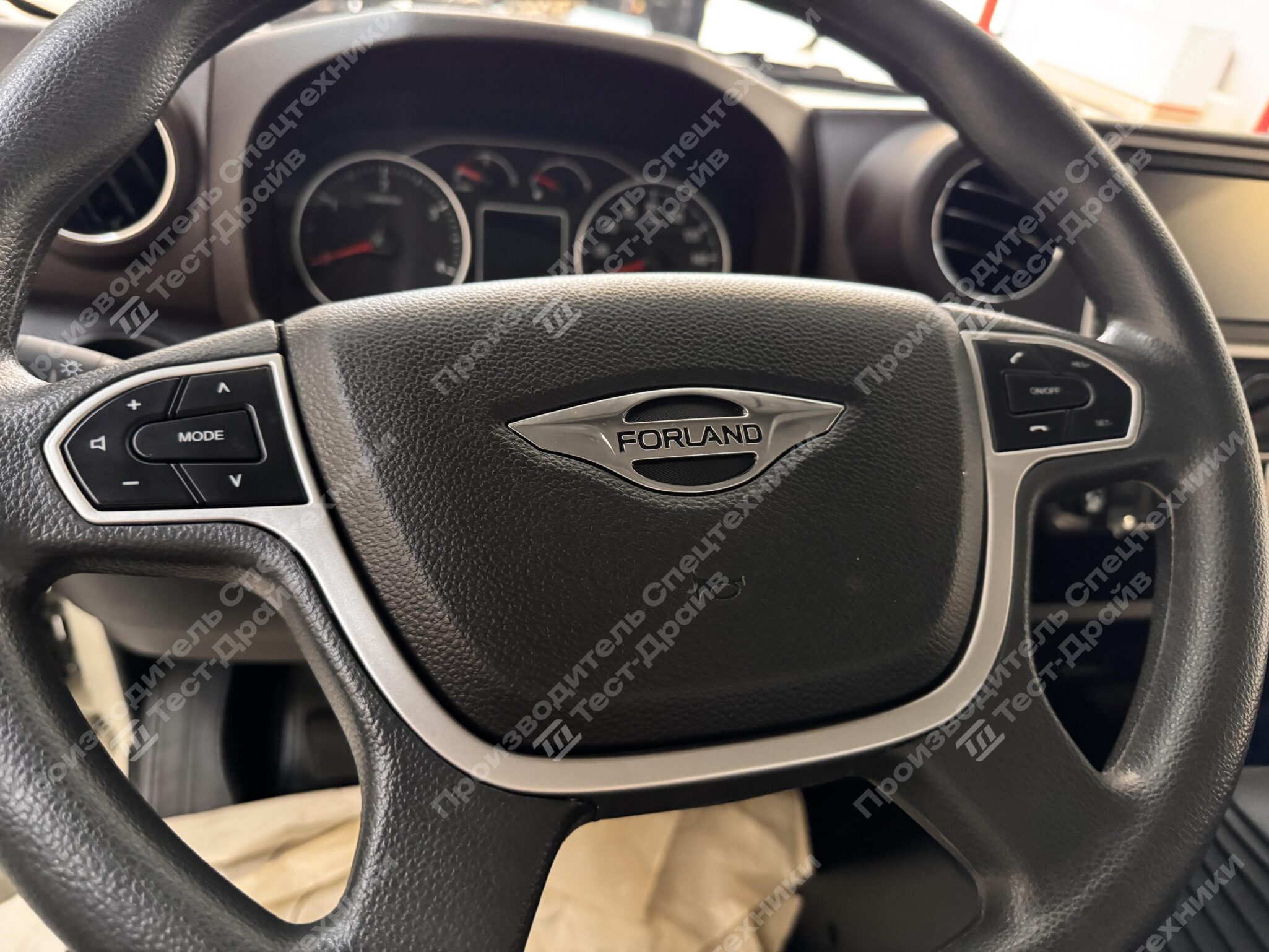 Шторно-бортовой Forland 8 4x2 Фото №20