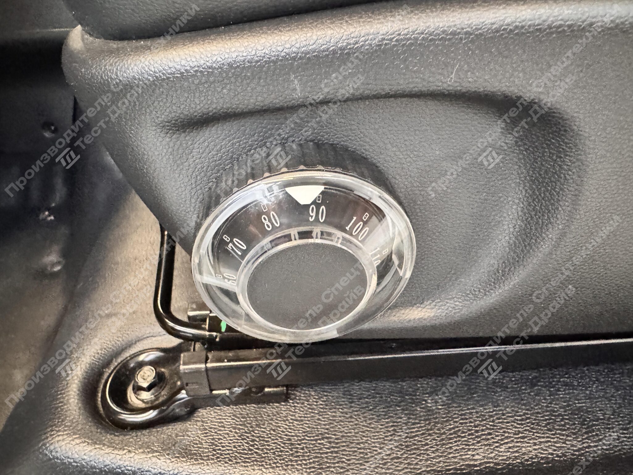 Изотермический Forland 4x2 Фото №29